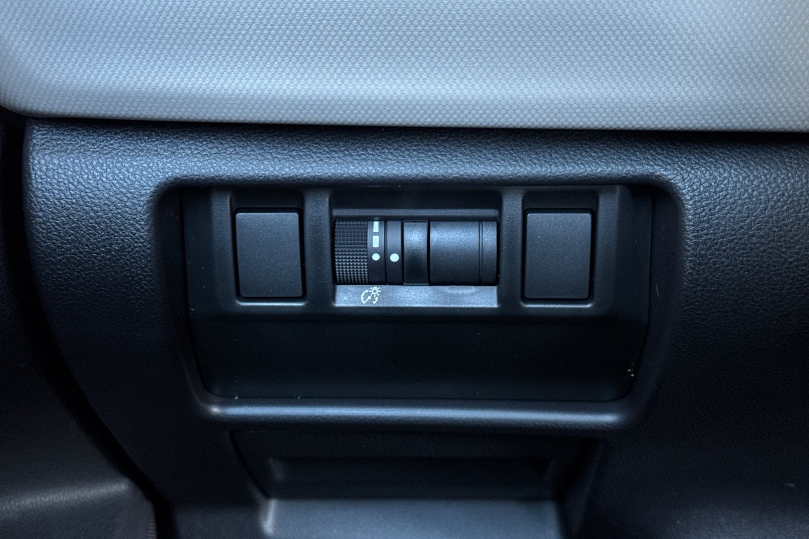New 2026 DAYBREAK BLUE PEARL Subaru Standard Model image 30
