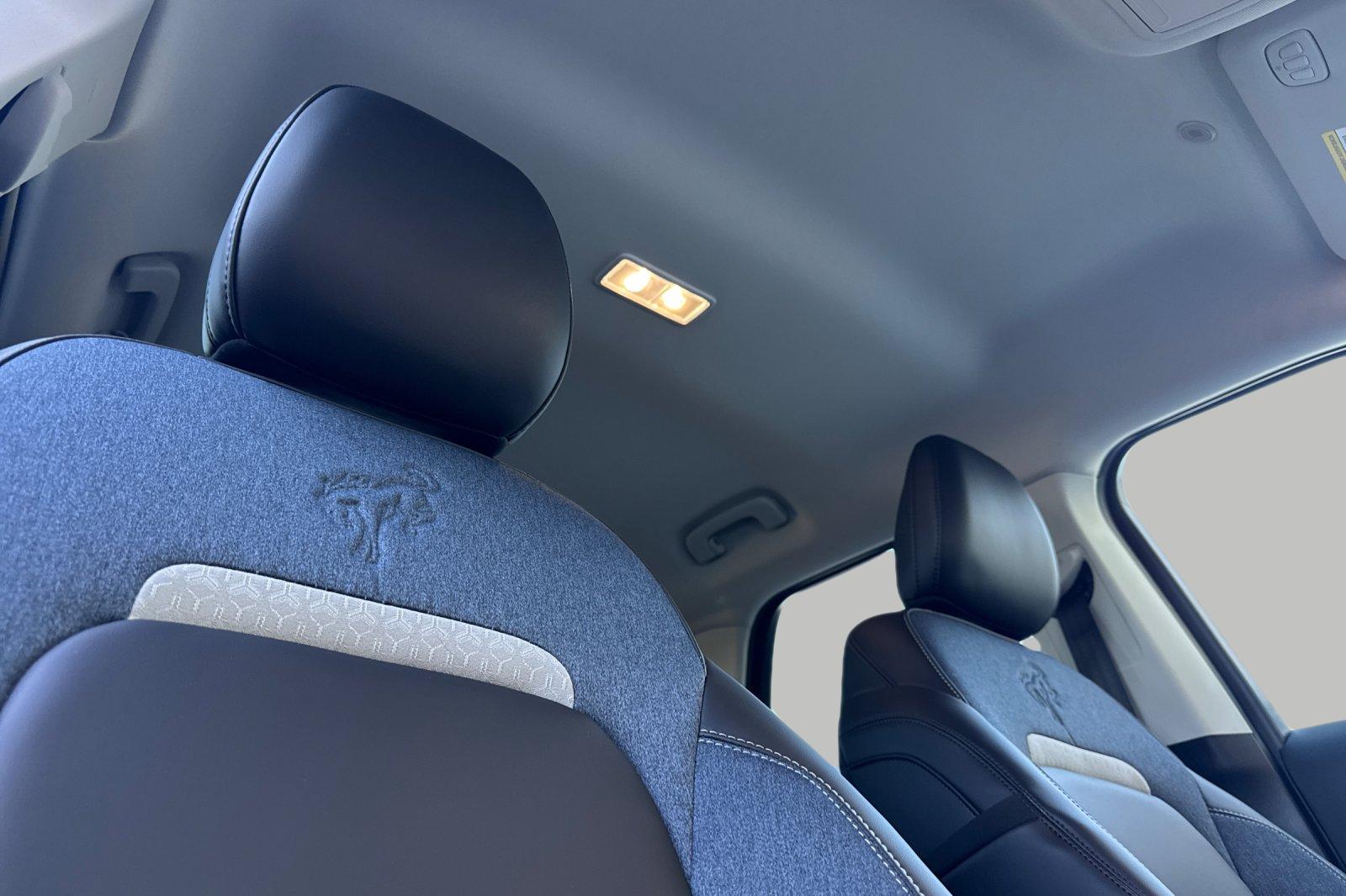 New 2025 Blue Metallic Ford Outer Banks® image 21