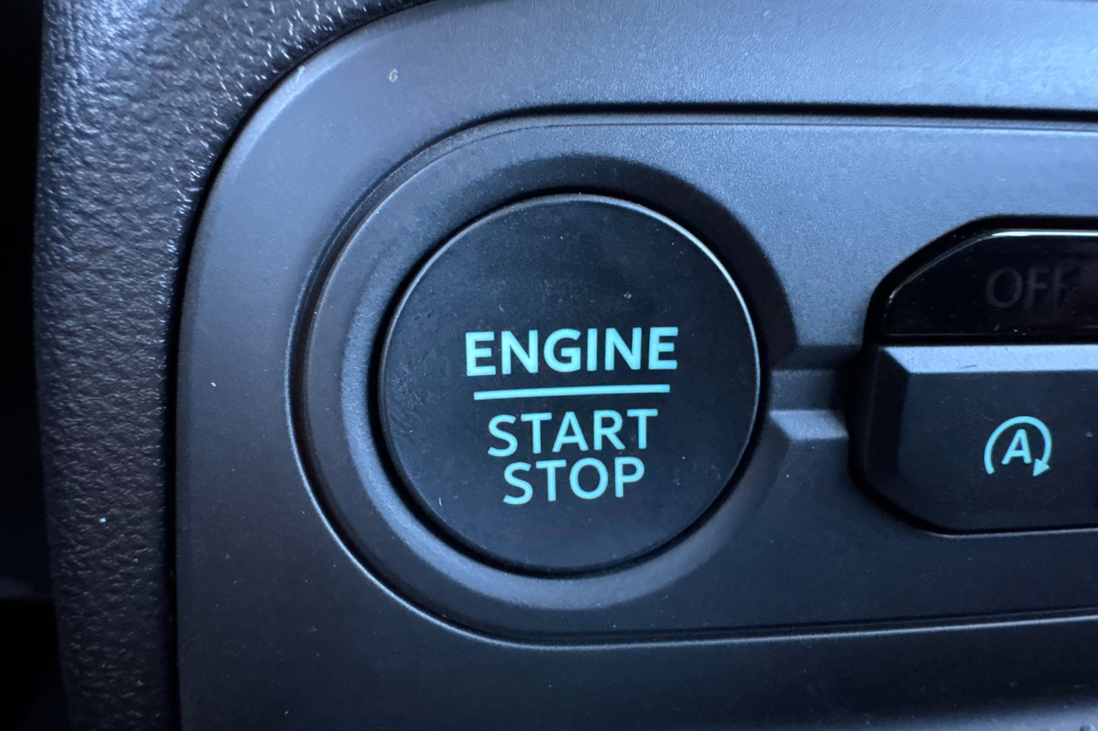 New 2025 Blue Metallic Ford Outer Banks® image 27