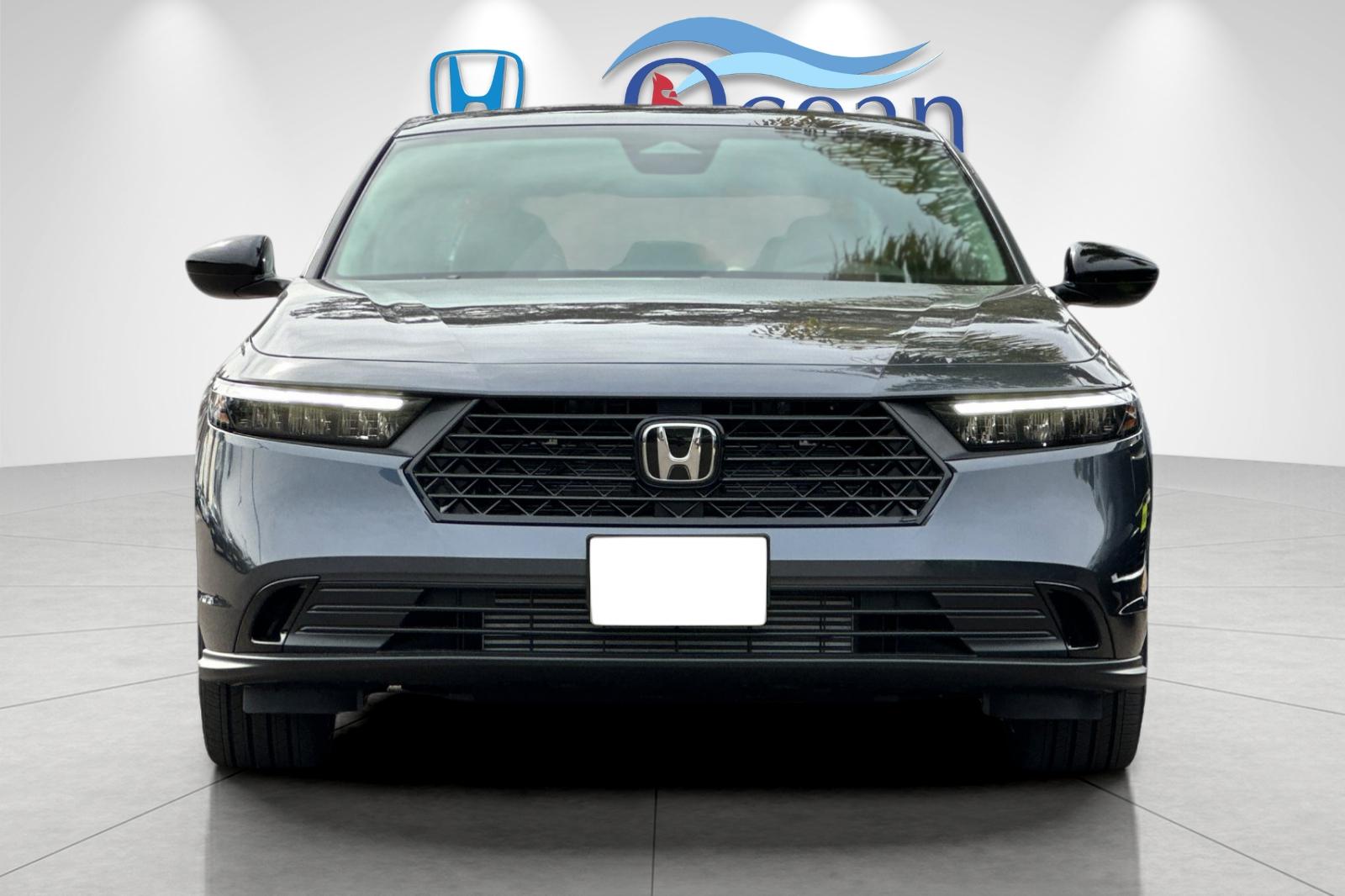 New 2026 Meteorite Gray Metallic Honda SE image 8