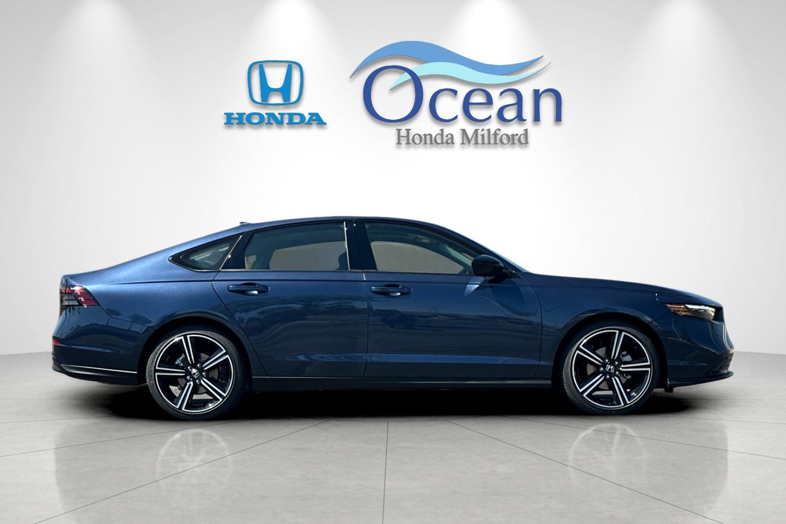 New 2026 Canyon River Blue Metallic Honda SE image 6