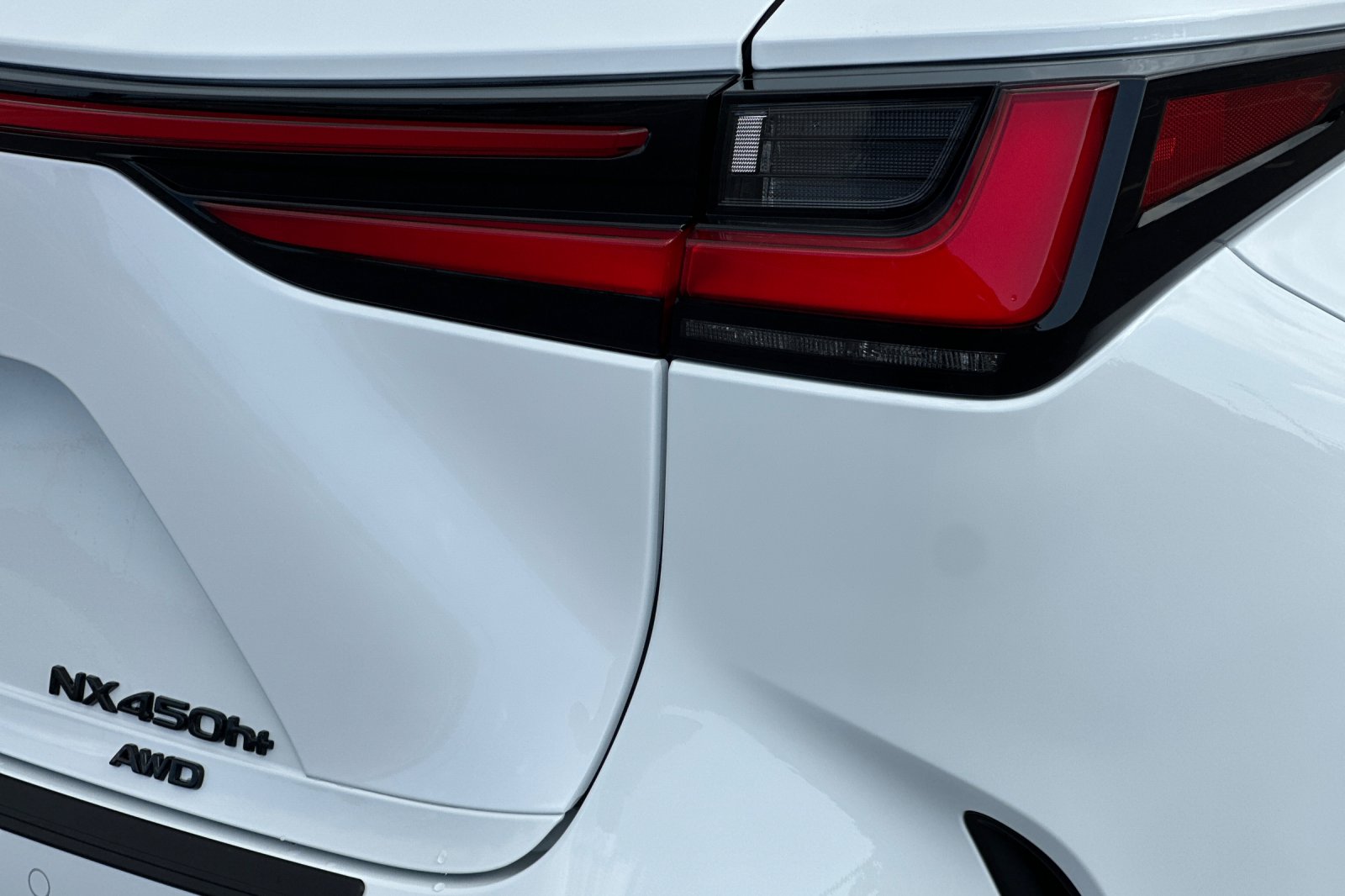 New 2026 Ultra White Lexus NX 450h+ PREMIUM AWD image 27