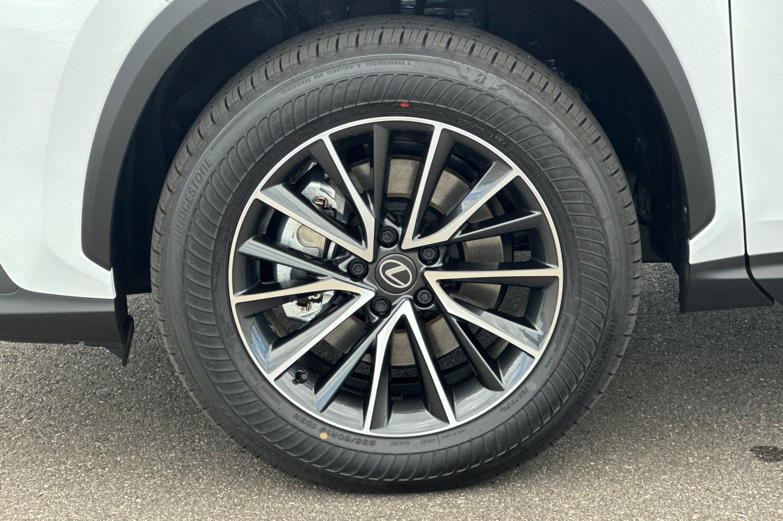 New 2026 Ultra White Lexus NX 450h+ PREMIUM AWD image 26