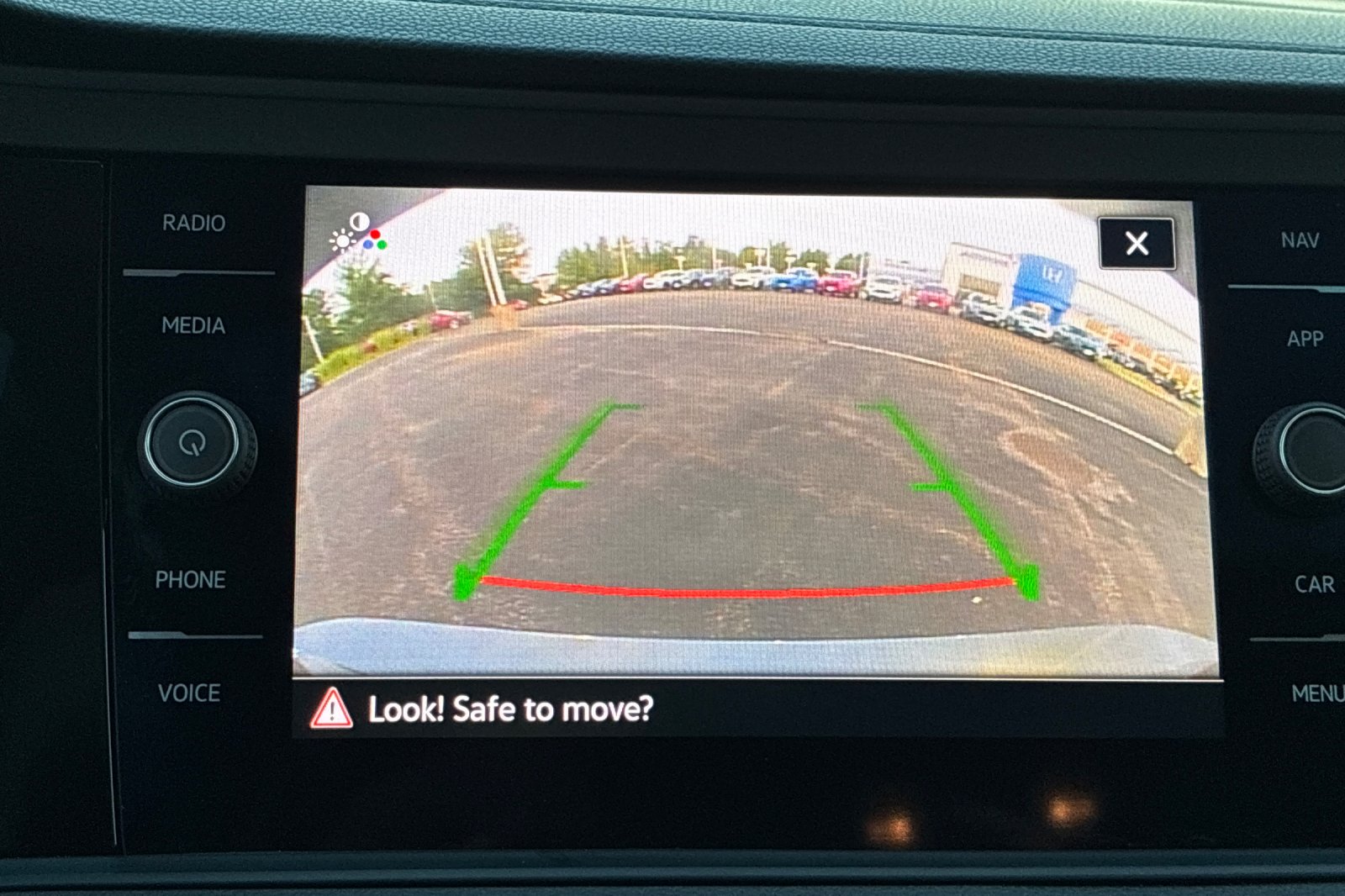 Used 2024 Gray Volkswagen 1.5T SEL image 25