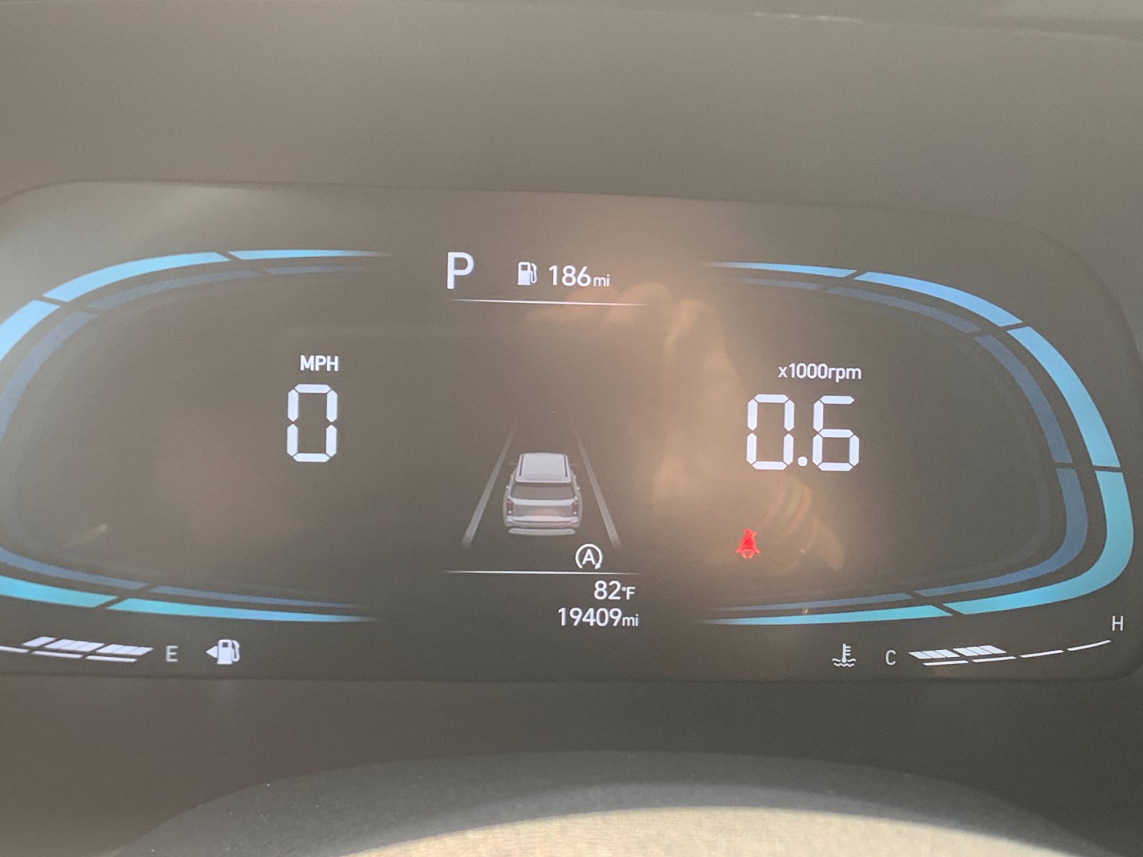 Used 2025 Graphite Hyundai SEL image 32