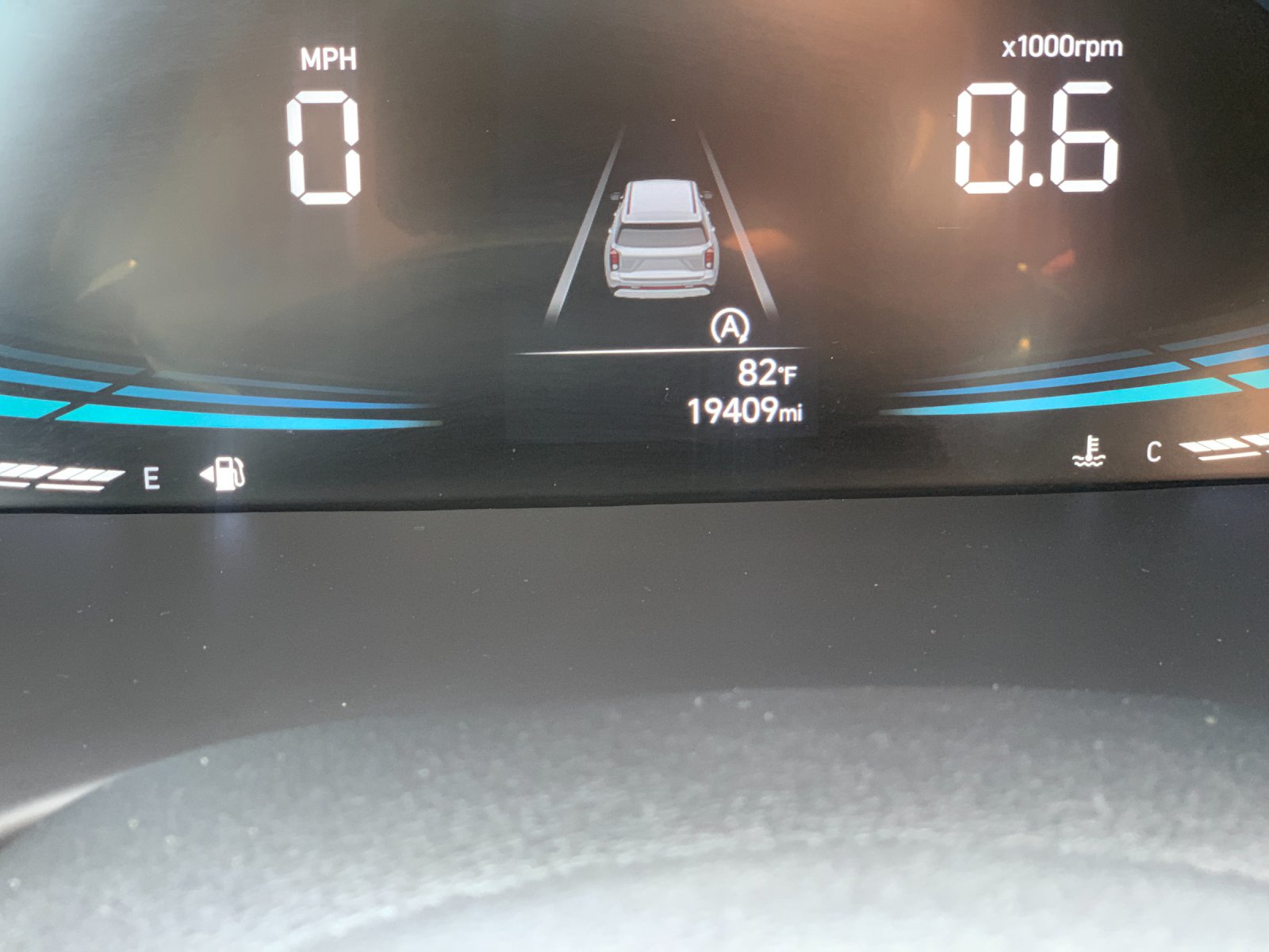 Used 2025 Graphite Hyundai SEL image 33