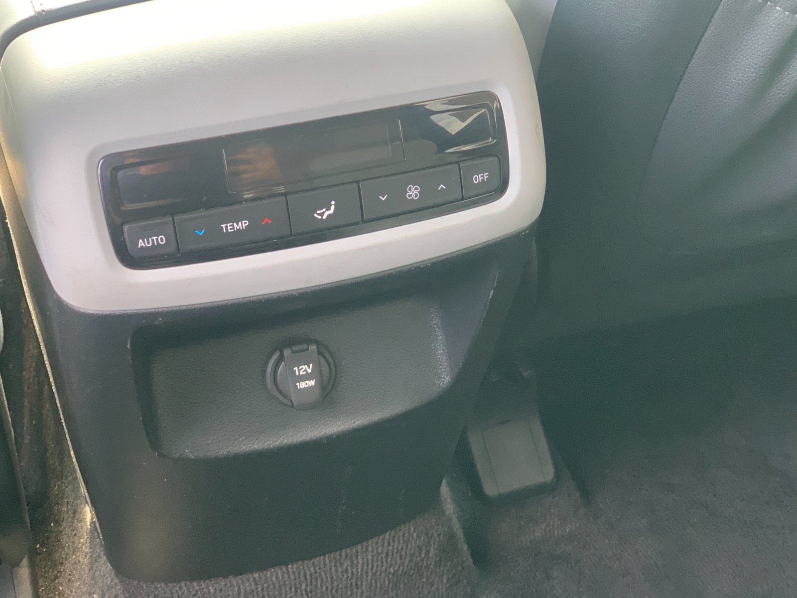 Used 2025 Graphite Hyundai SEL image 16