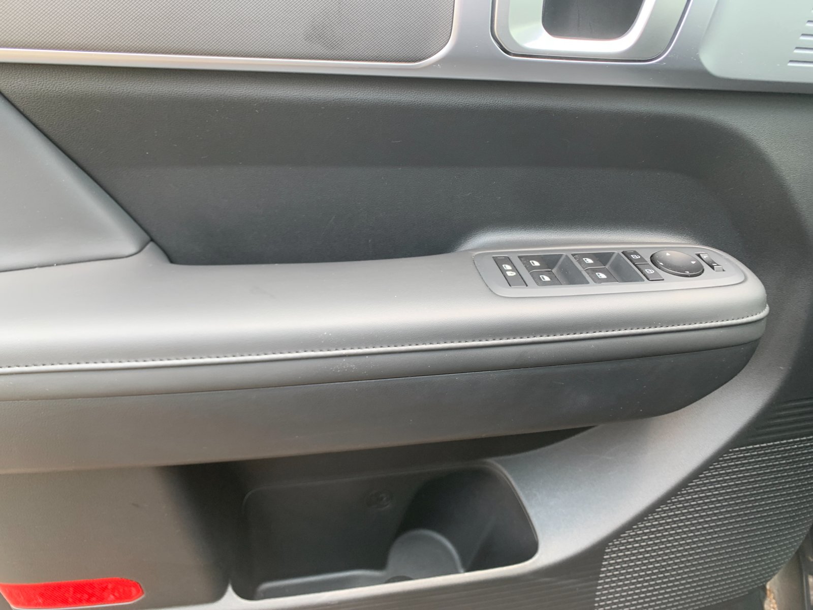 Used 2026 Gray Hyundai SEL image 13