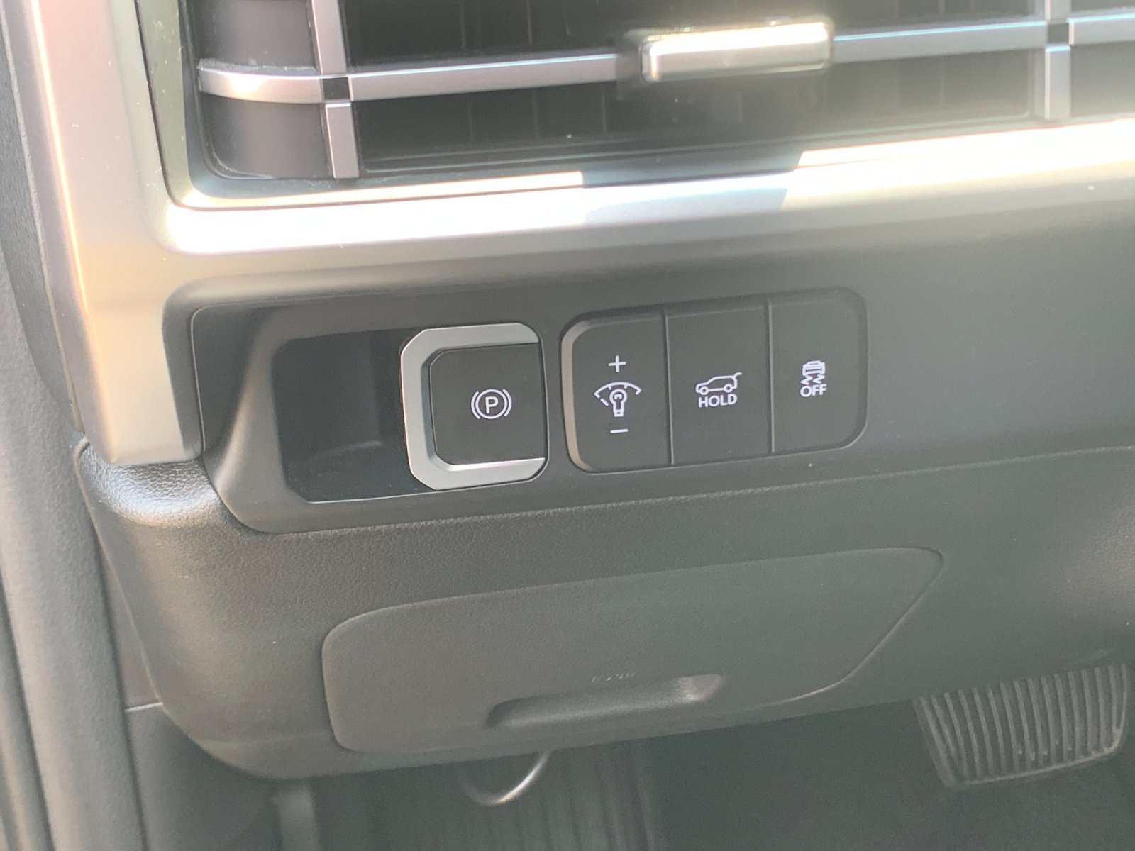 Used 2026 Gray Hyundai SEL image 34