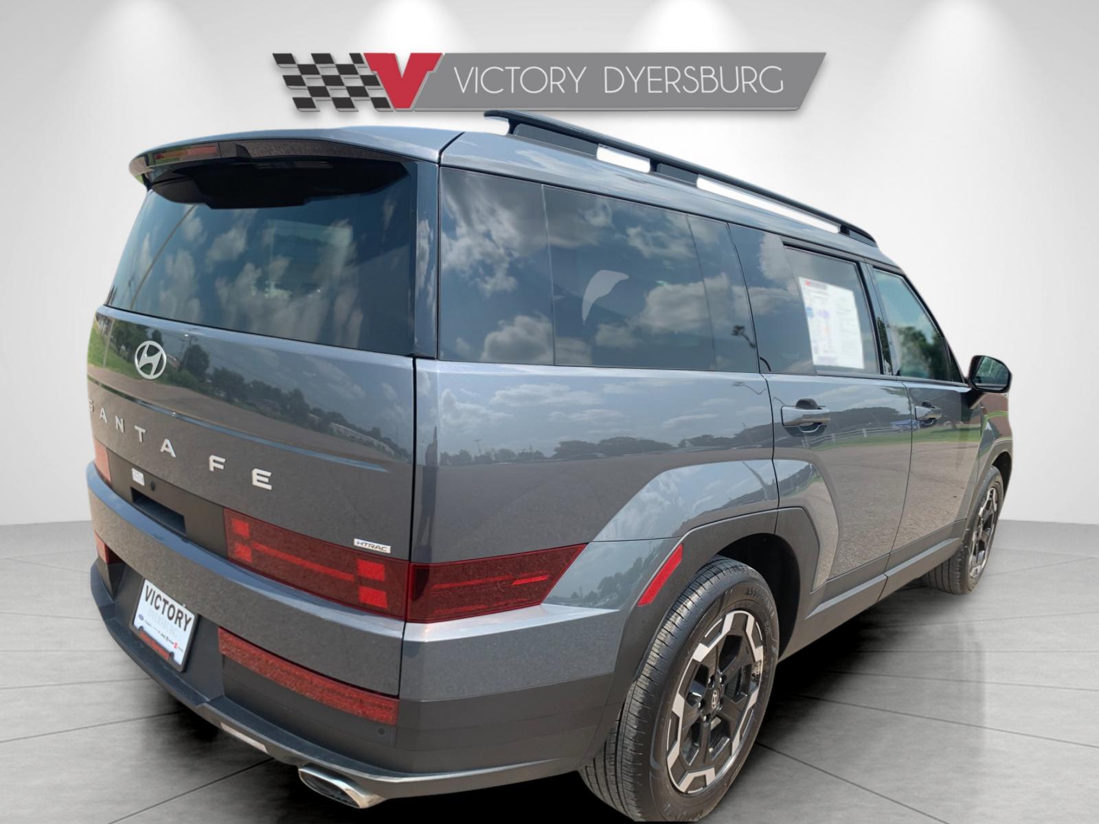 Used 2026 Gray Hyundai SEL image 4