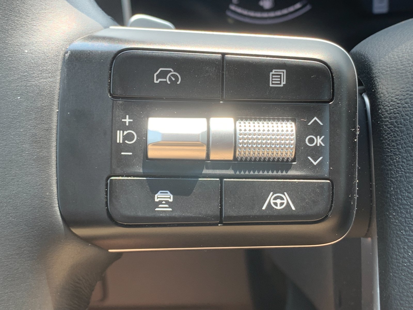 Used 2026 Gray Hyundai SEL image 30