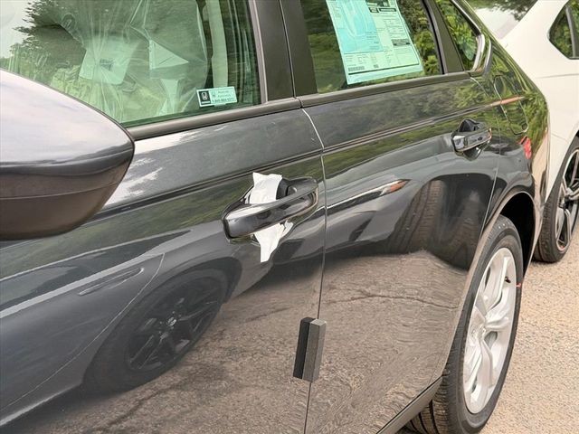 New 2026 Meteorite Gray Metallic Honda LX image 4