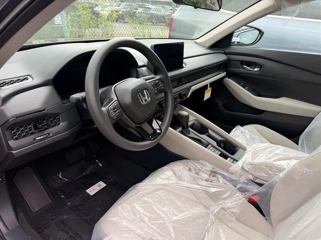 New 2026 Meteorite Gray Metallic Honda LX image 5