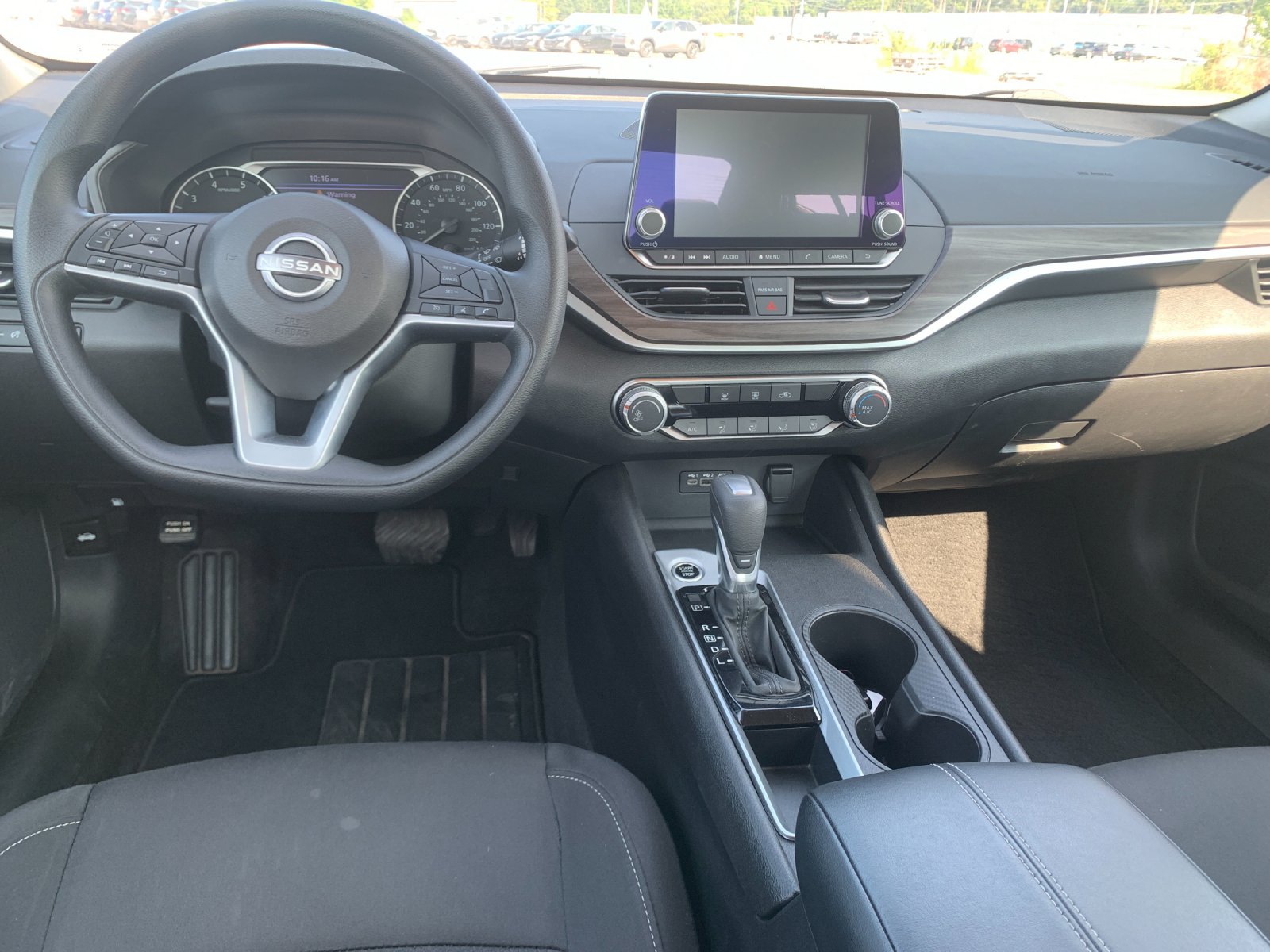 Used 2025 Gun Metallic Nissan 2.5 SV image 17