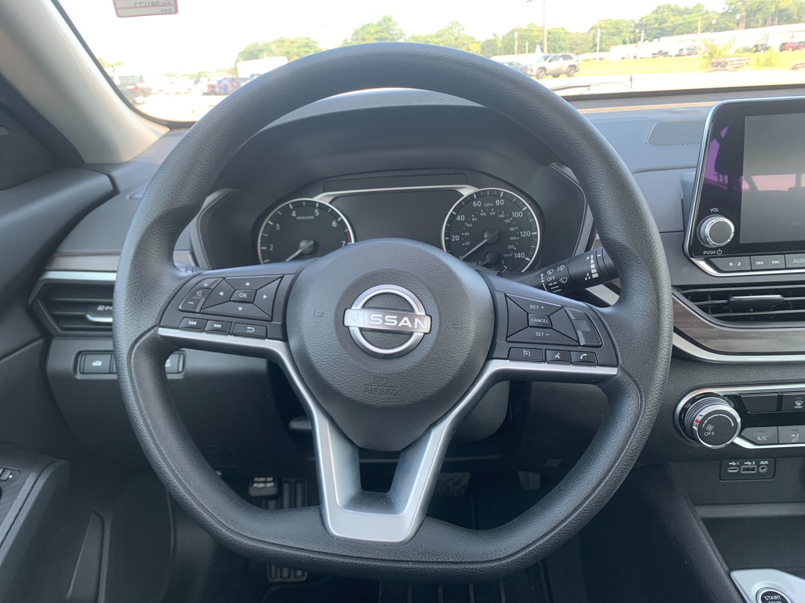 Used 2025 Gun Metallic Nissan 2.5 SV image 27