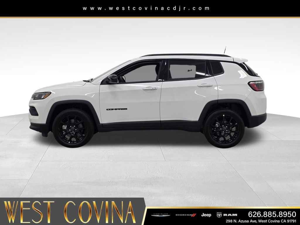 New 2026 Bright White Clear-Coat Exterior Paint Jeep Latitude image 8