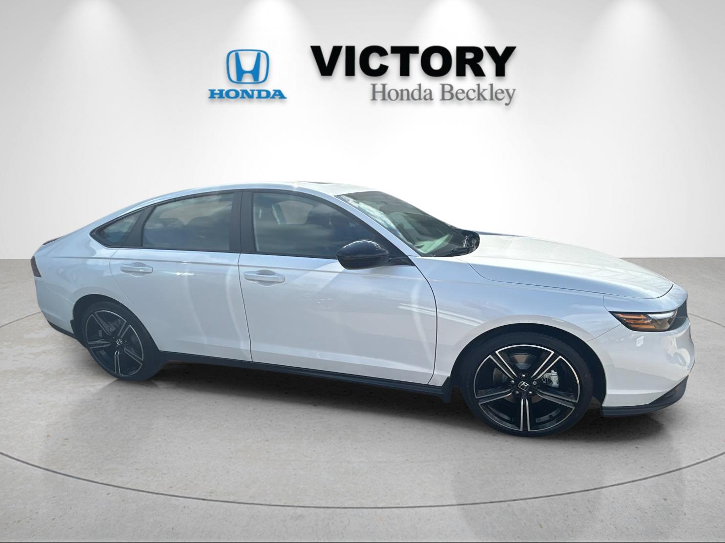 New 2026 Platinum White Pearl Honda Sport Hybrid image 7