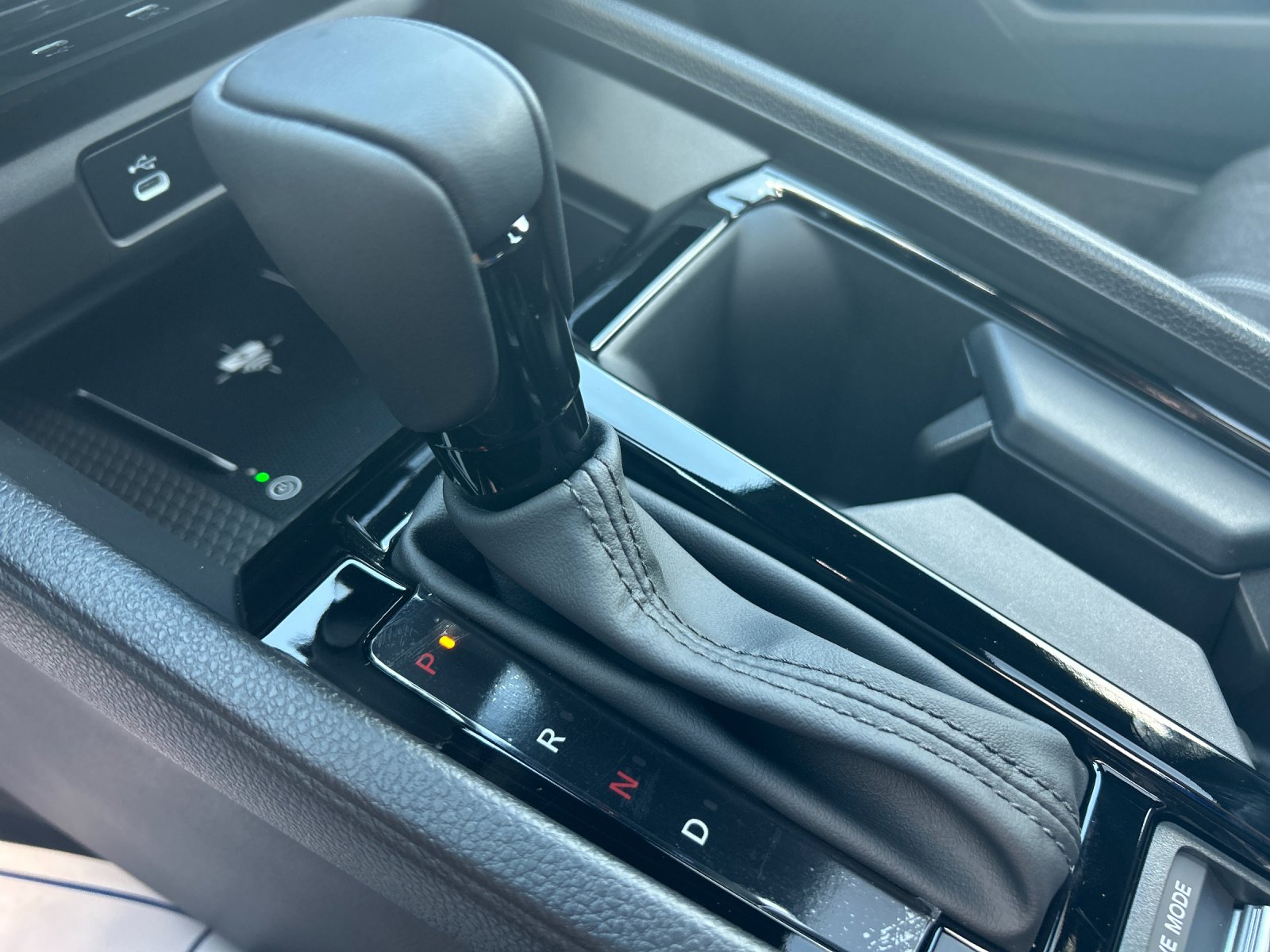 New 2026 Platinum White Pearl Honda Sport Hybrid image 25