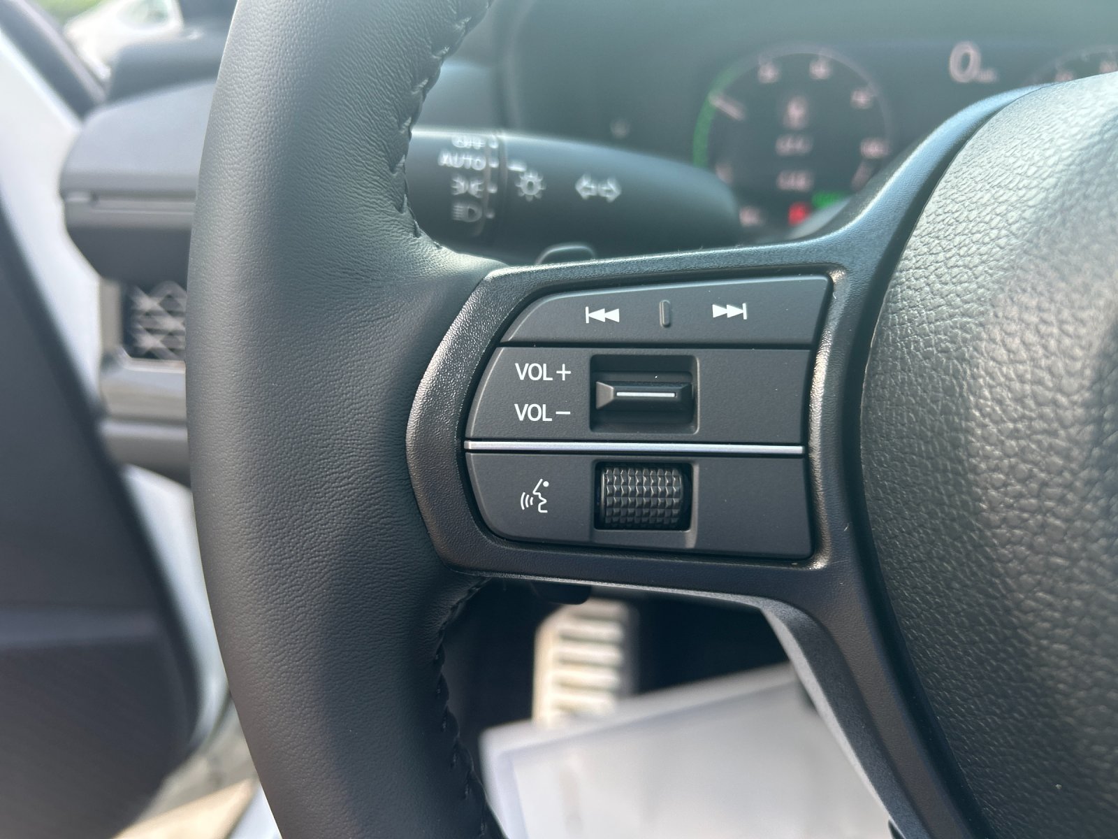 New 2026 Platinum White Pearl Honda Sport Hybrid image 28
