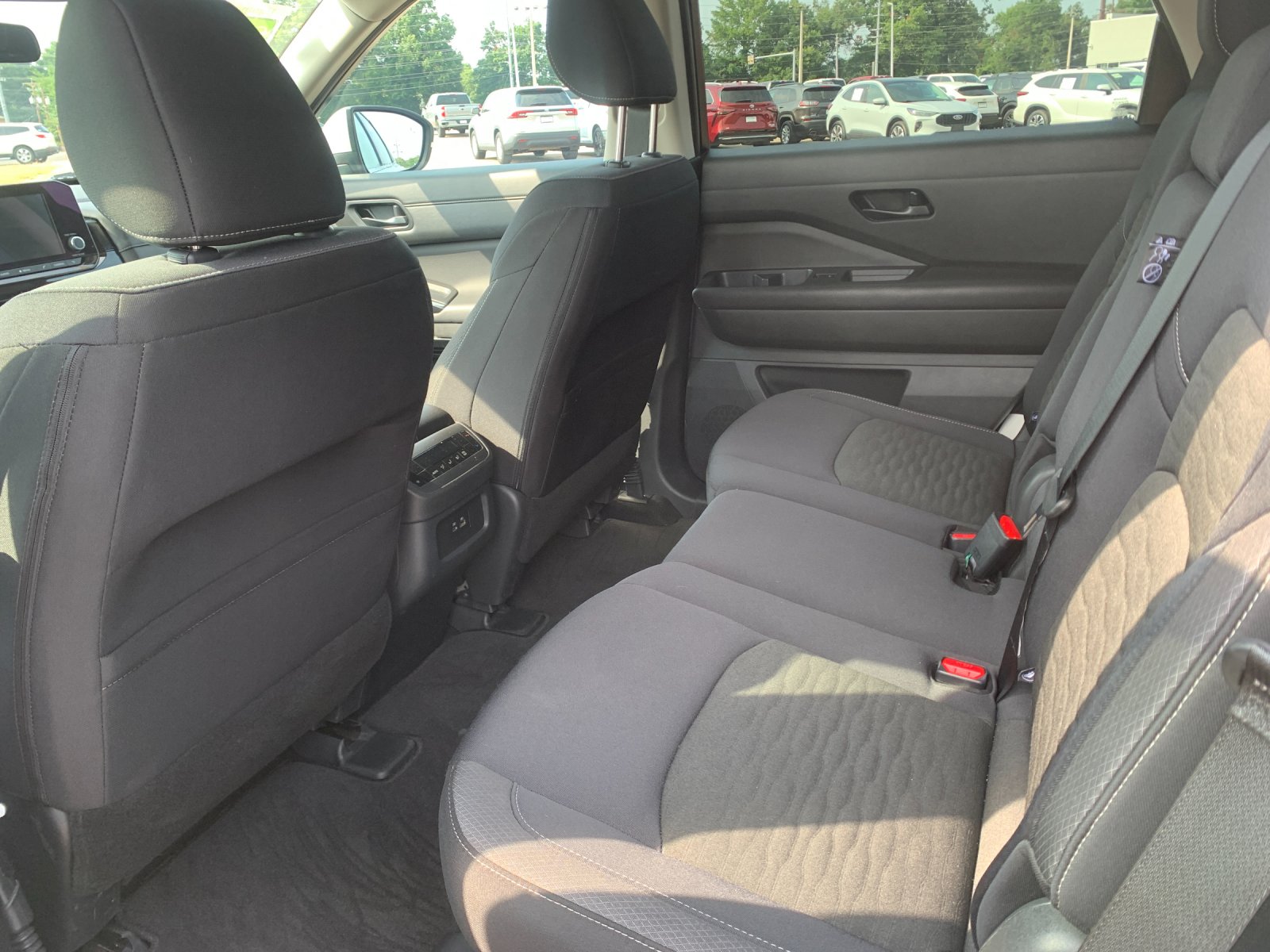 Used 2025 Silver Nissan SV image 15