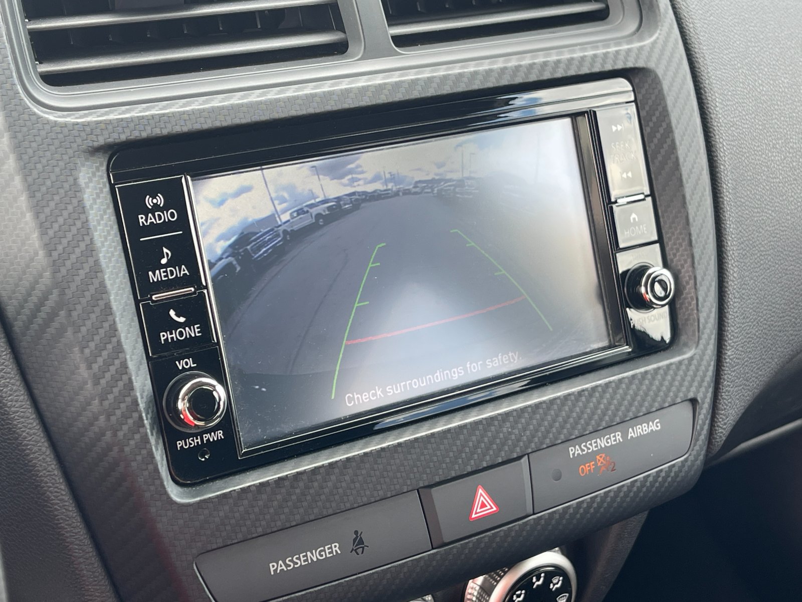 Used 2025 Silver Mitsubishi 2.0 ES image 21