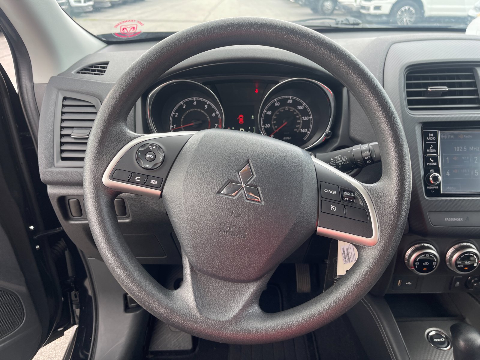 Used 2025 Silver Mitsubishi 2.0 ES image 24