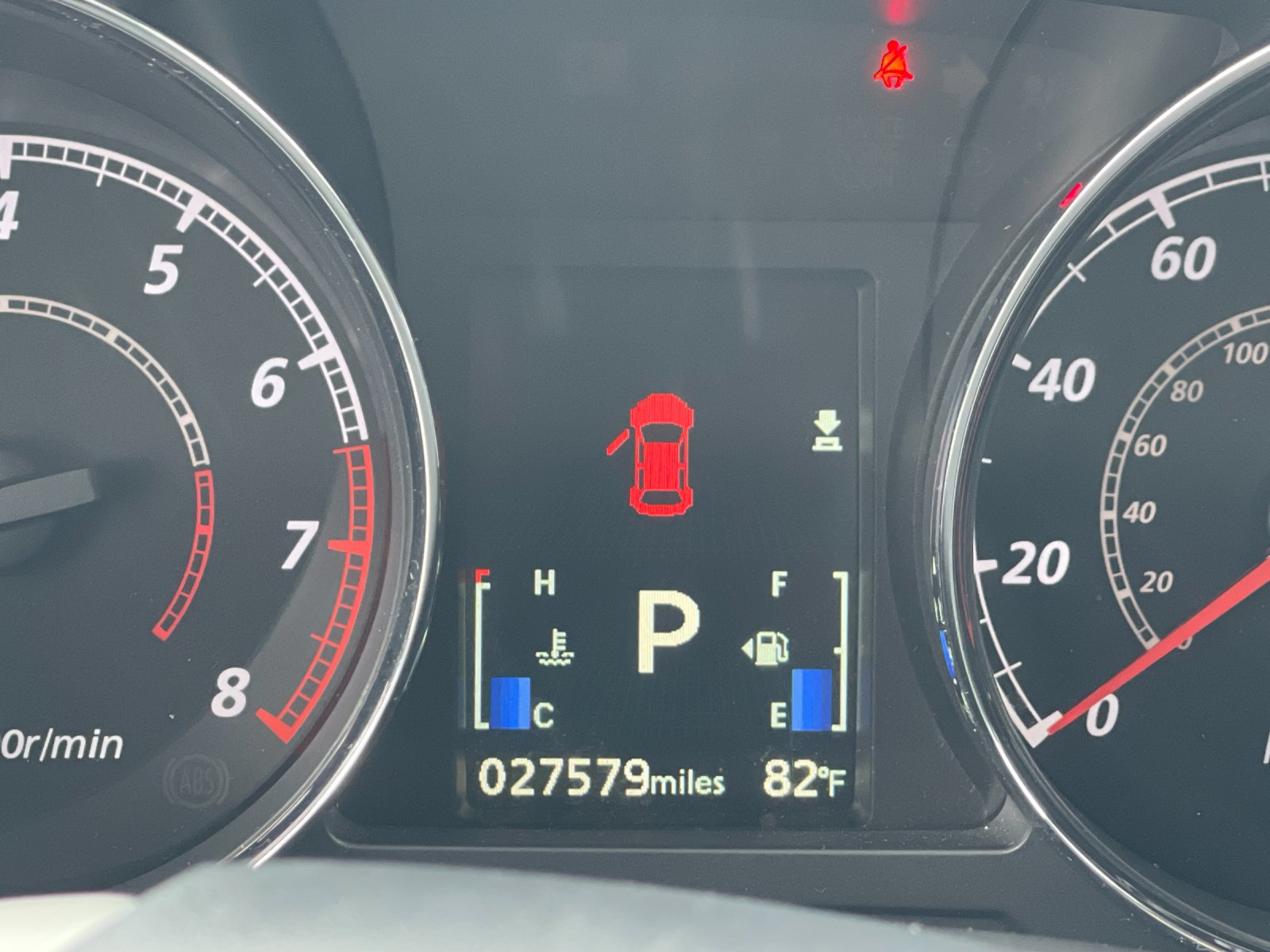 Used 2025 Silver Mitsubishi 2.0 ES image 28