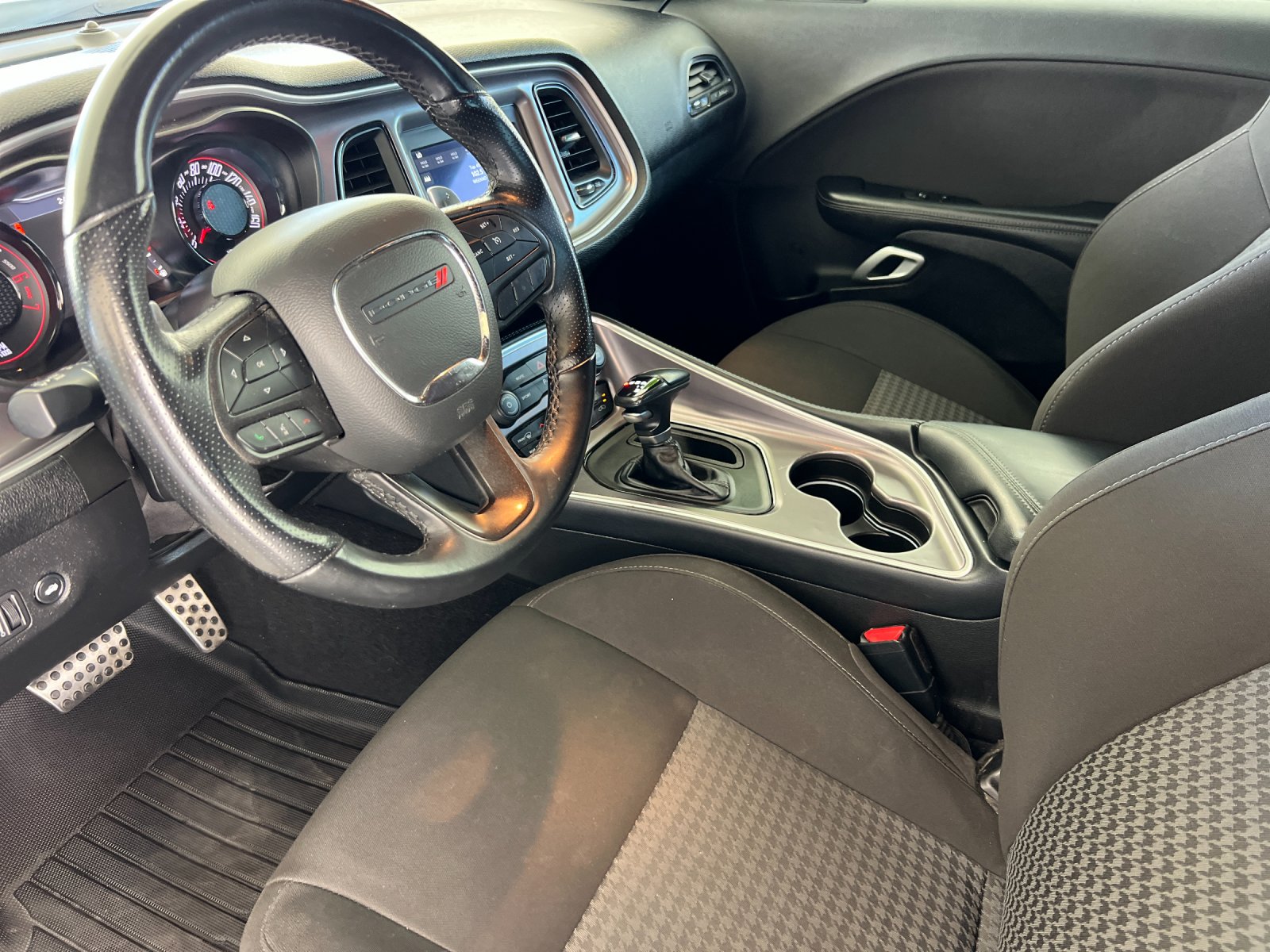 Used 2021 White Dodge R/T image 9