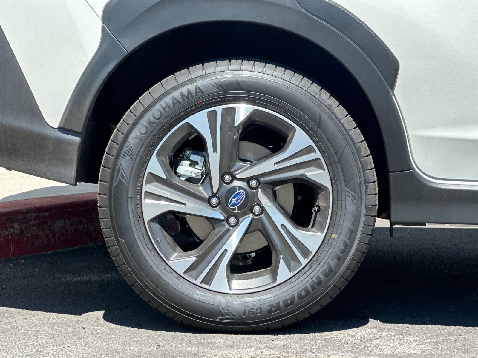 New 2026 CRYSTAL WHITE PEARL Subaru Premium image 25