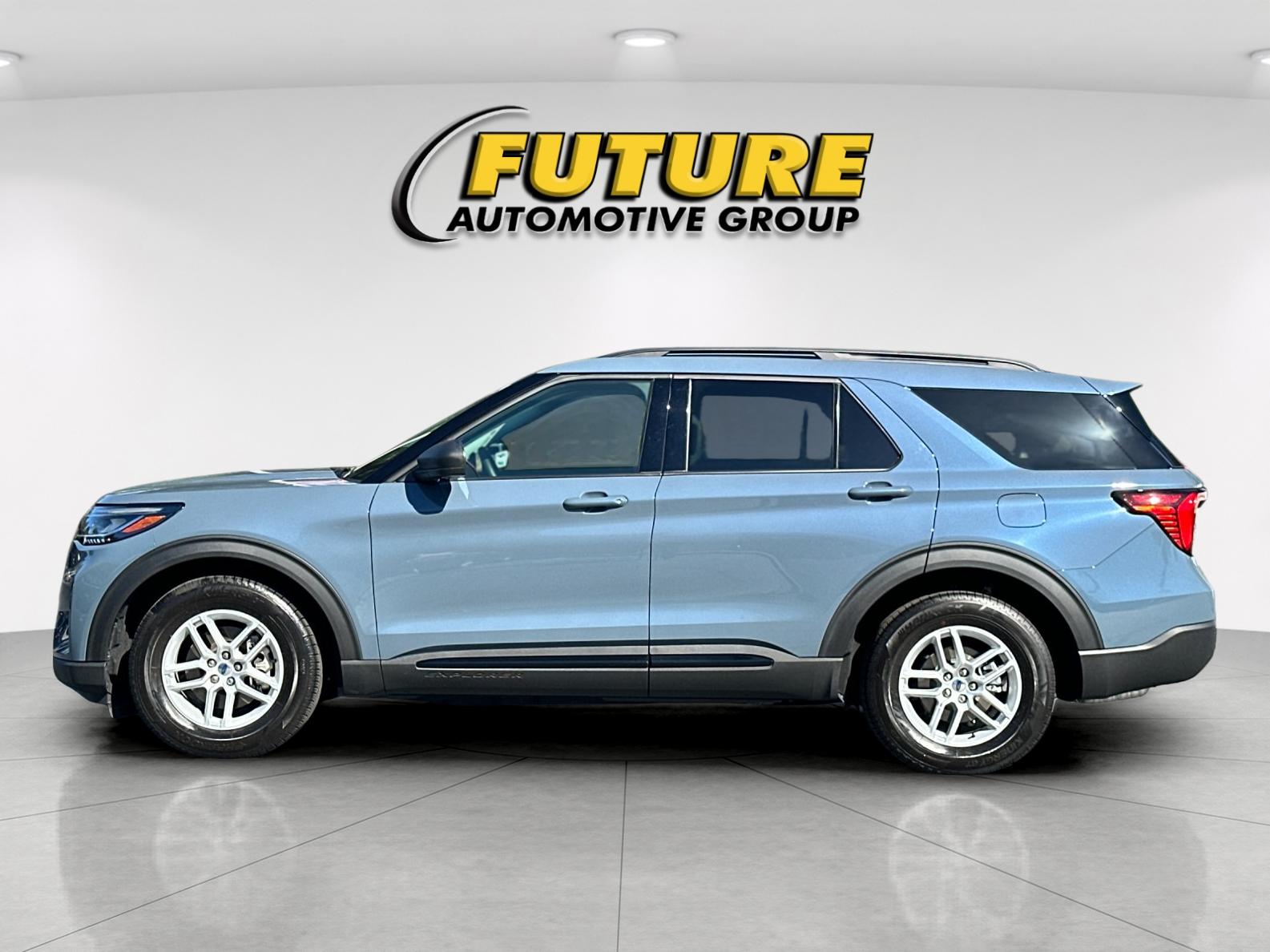New 2026 Vapor Blue Metallic Ford Active image 6
