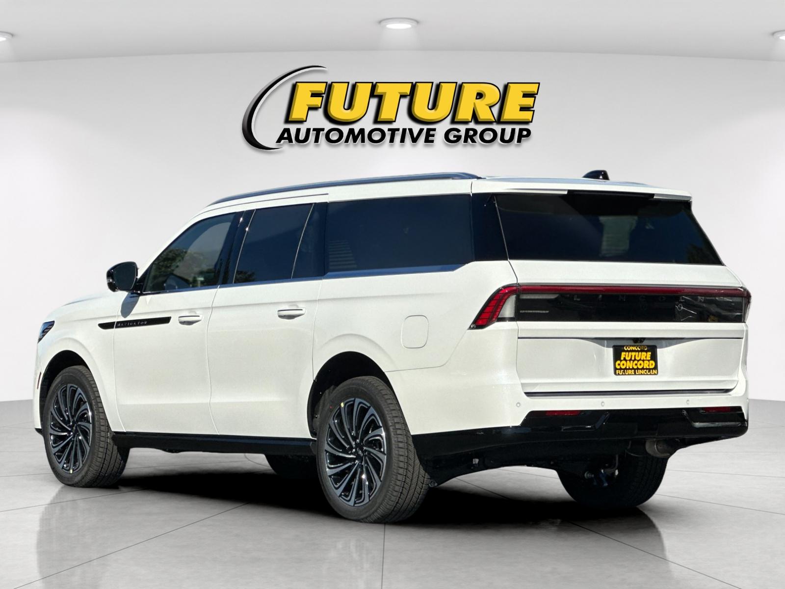New 2027 Pristine White Metallic Tri-Coat Lincoln Black Label L image 5