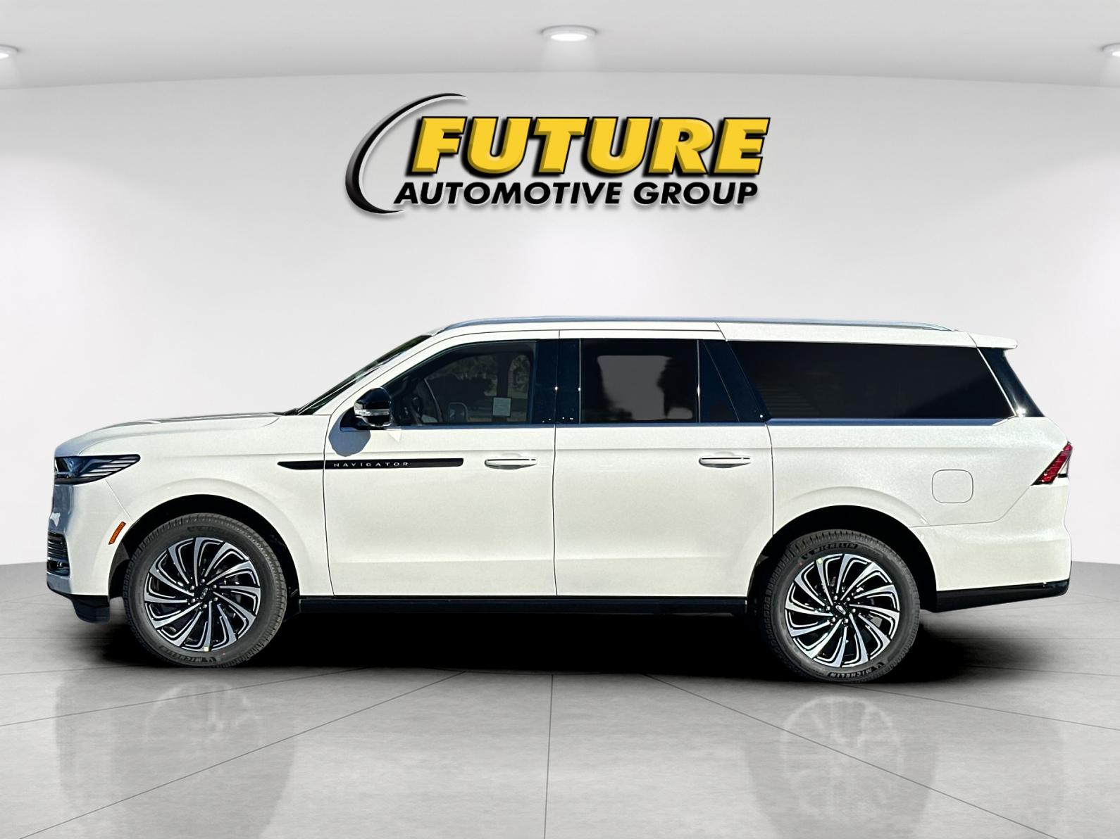 New 2027 Pristine White Metallic Tri-Coat Lincoln Black Label L image 6