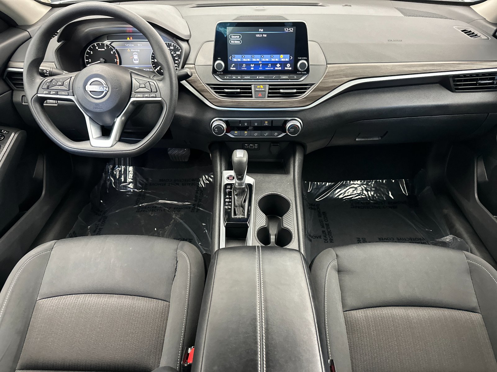 Used 2025 White Nissan 2.5 SV image 12