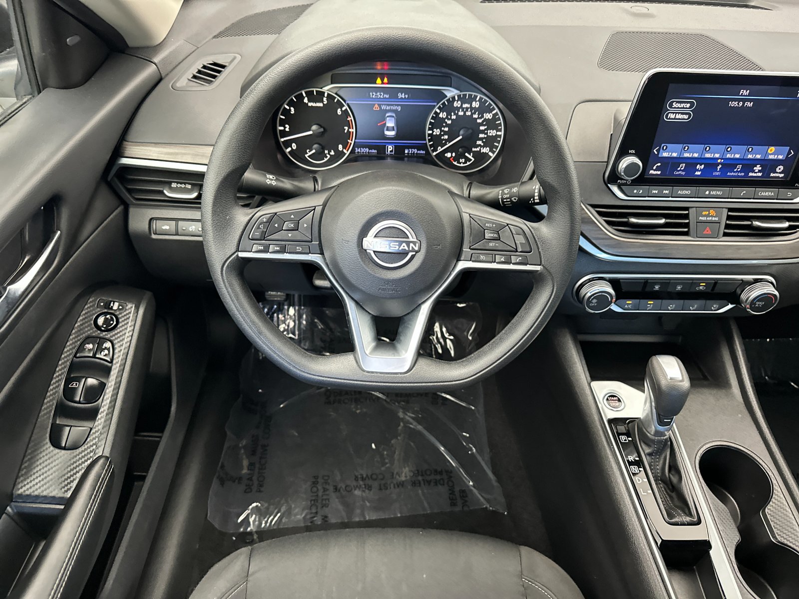 Used 2025 White Nissan 2.5 SV image 13