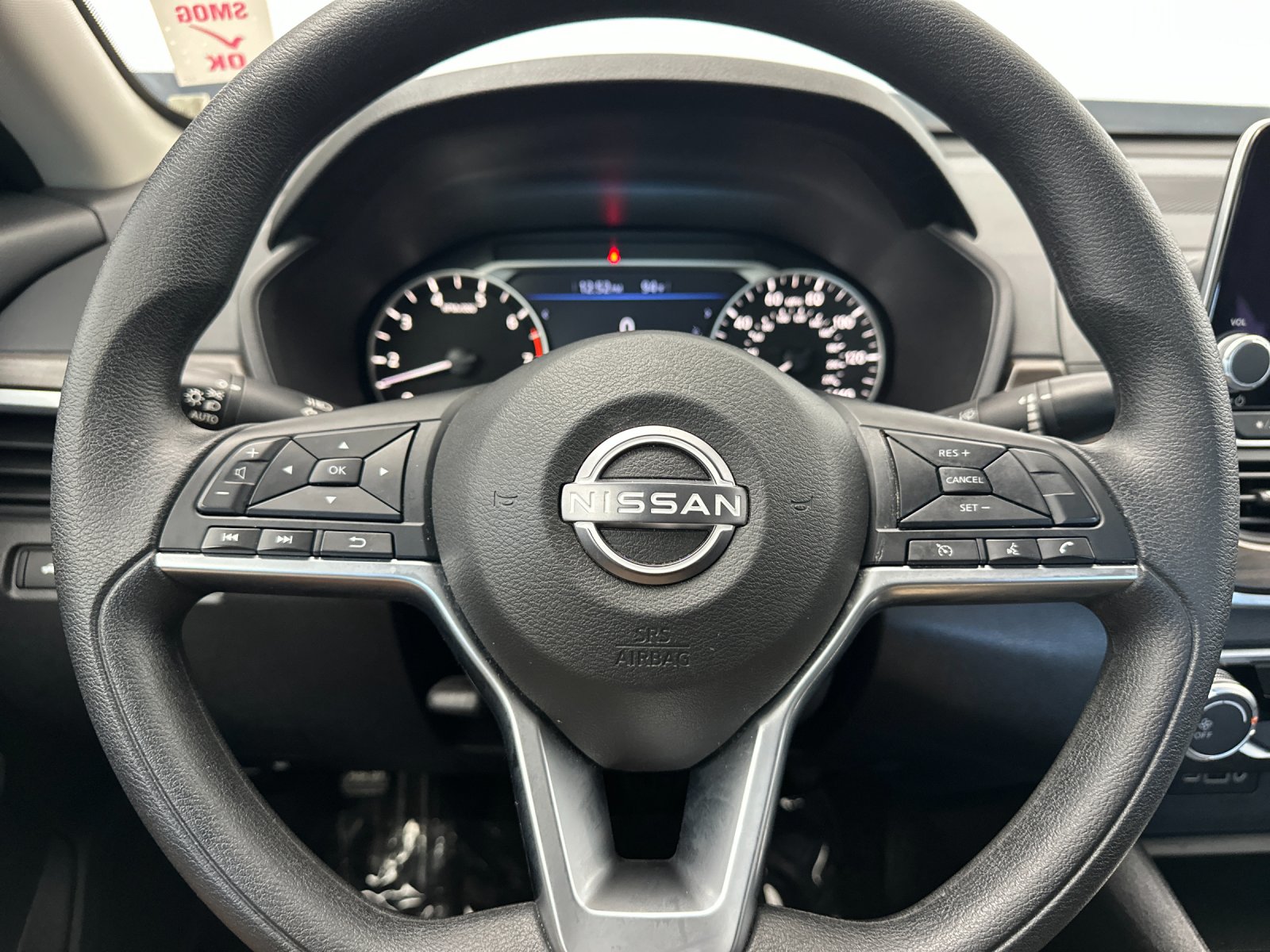 Used 2025 White Nissan 2.5 SV image 21