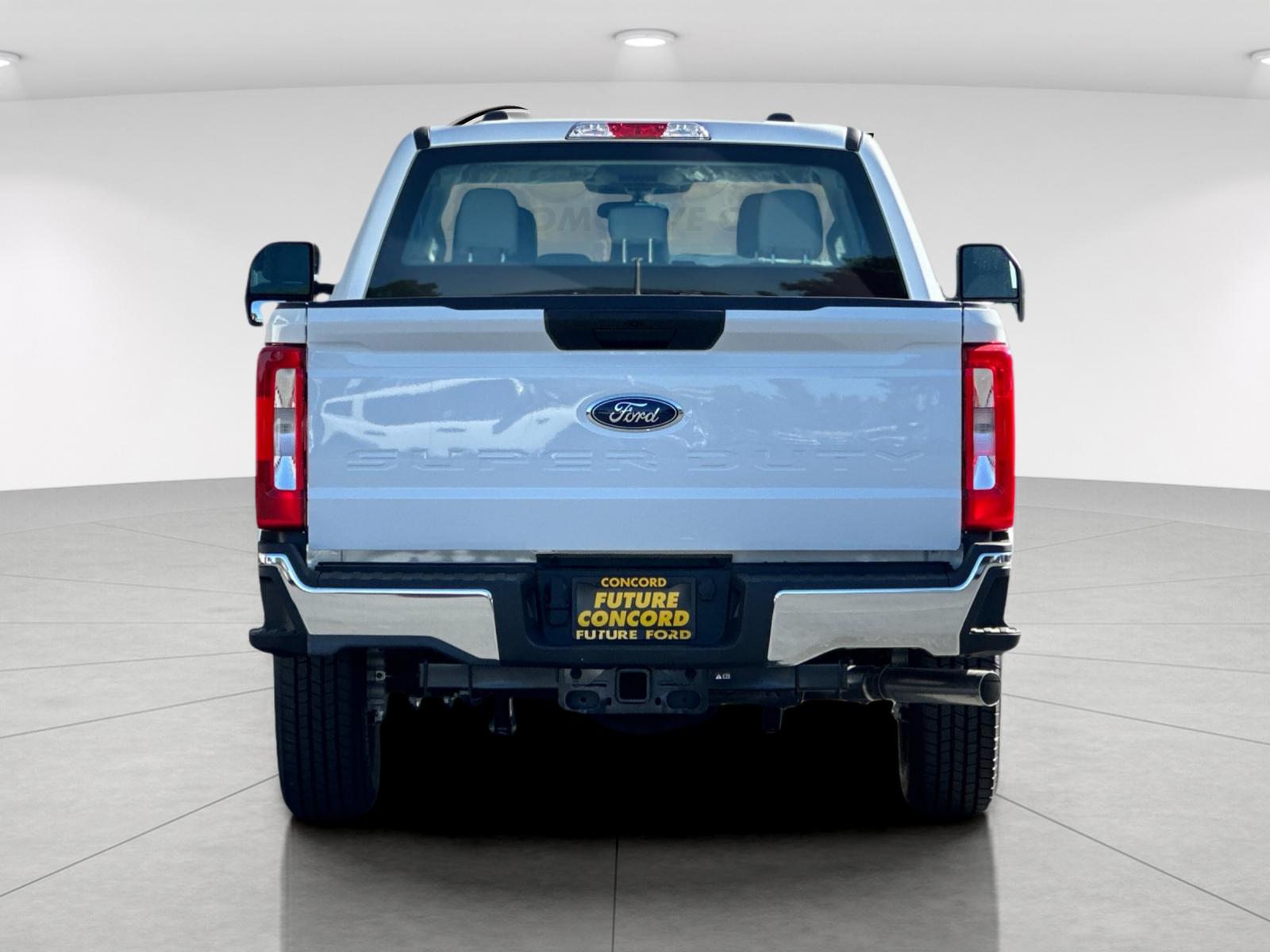 New 2026 Oxford White Ford F-250® XL image 4