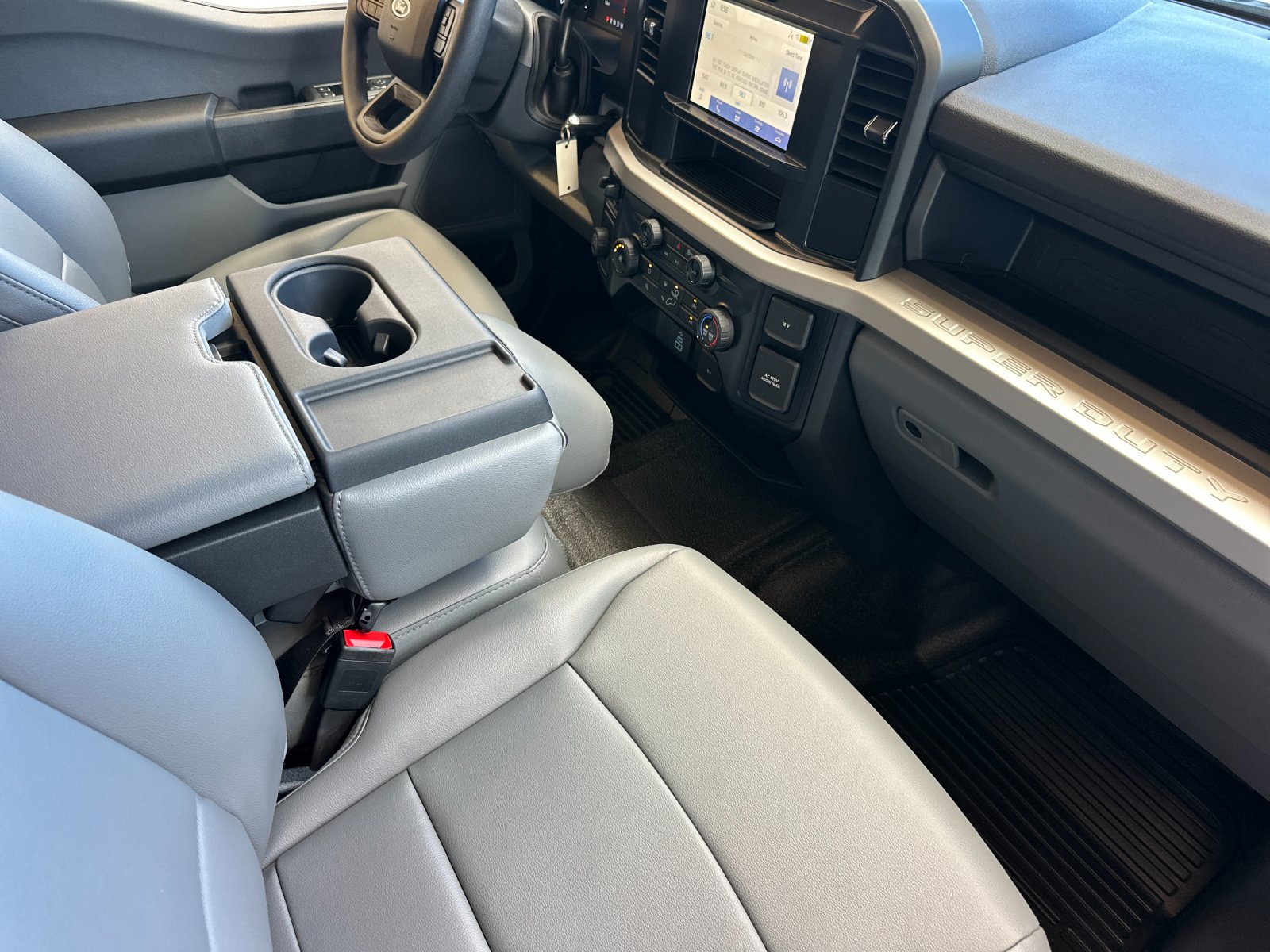 New 2026 Oxford White Ford F-250® XL image 14