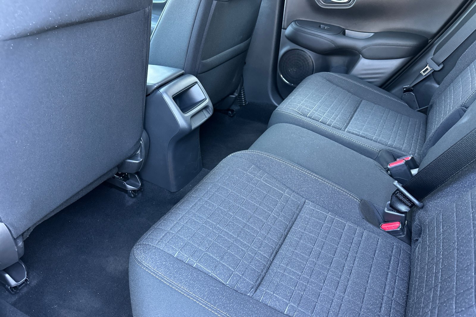 New 2026 Platinum White Pearl Honda AWD LX image 12