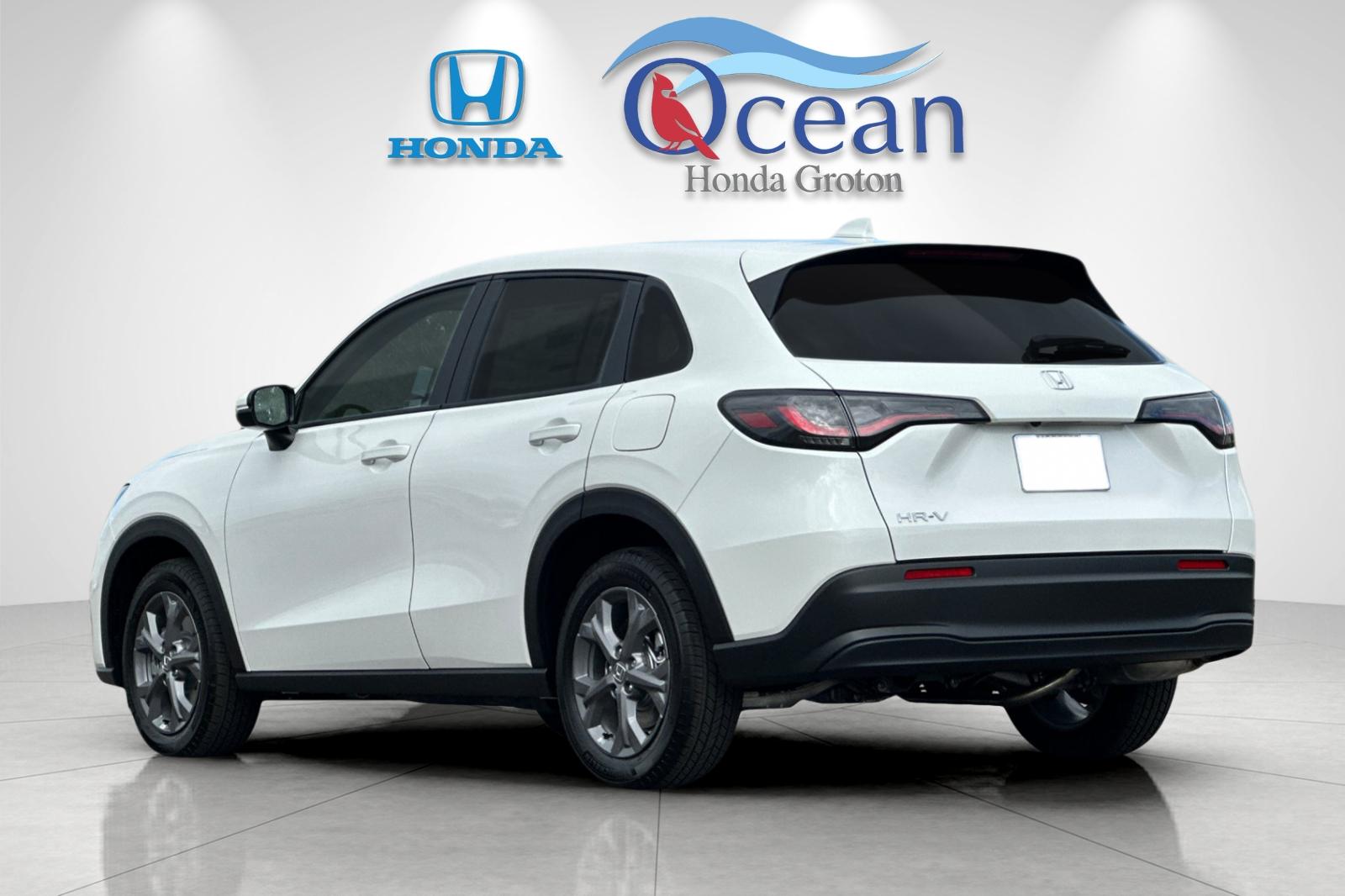 New 2026 Platinum White Pearl Honda AWD LX image 3