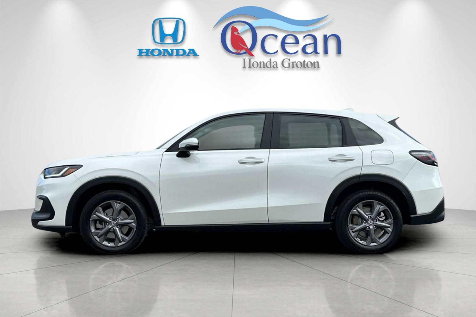New 2026 Platinum White Pearl Honda AWD LX image 2