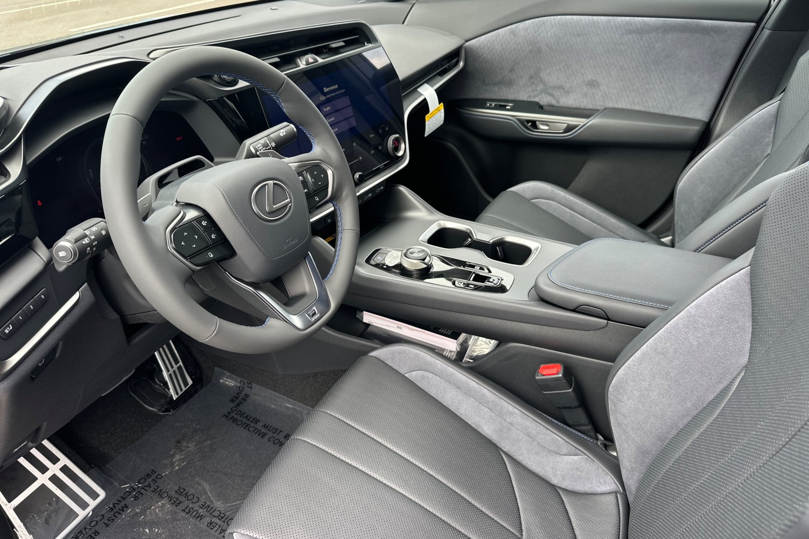 New 2026 Cloudburst Gray and Black Onyx Lexus  550e F SPORT AWD image 10