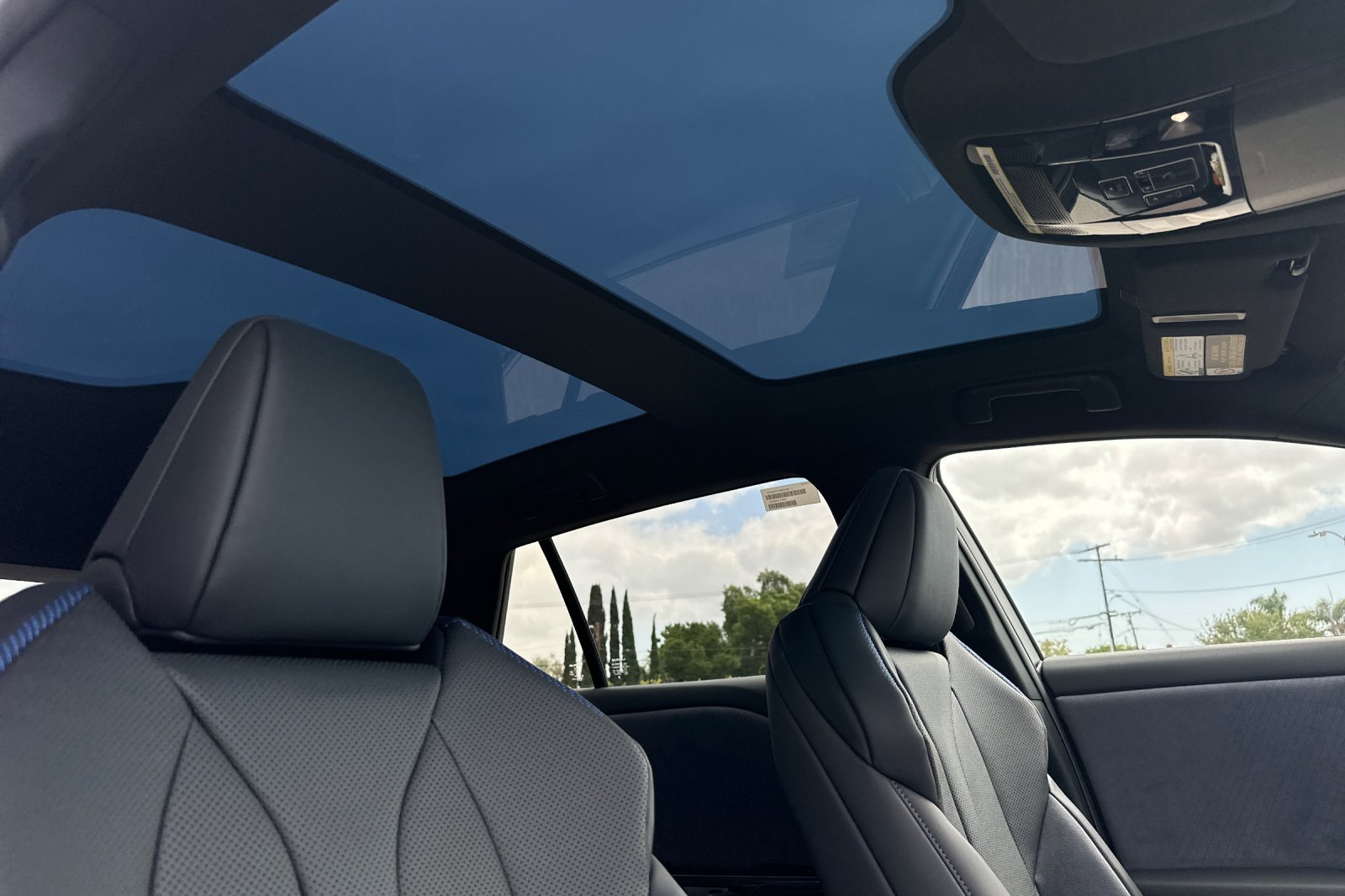 New 2026 Cloudburst Gray and Black Onyx Lexus  550e F SPORT AWD image 17