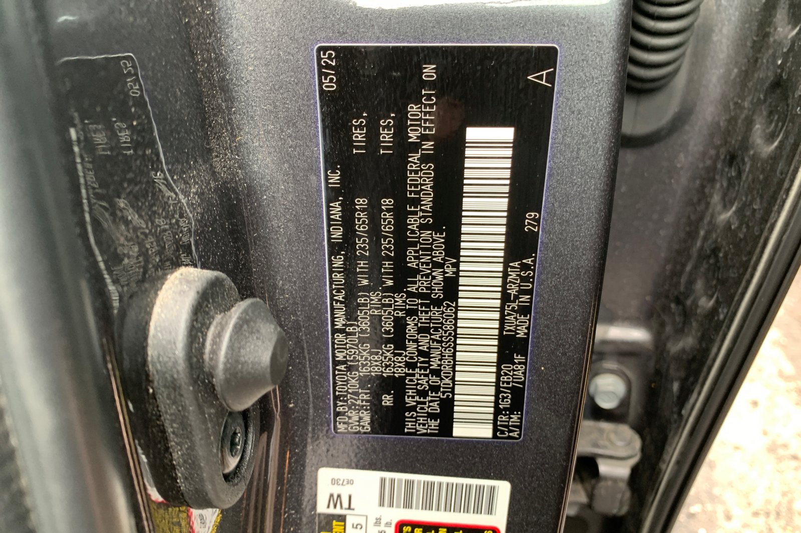 Used 2025 Gray Toyota XLE image 36