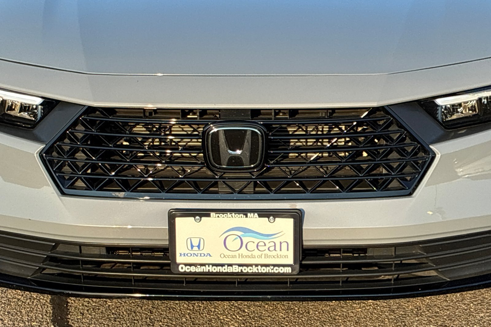 Used 2024 Urban Gray Pearl Honda Sport-L image 41