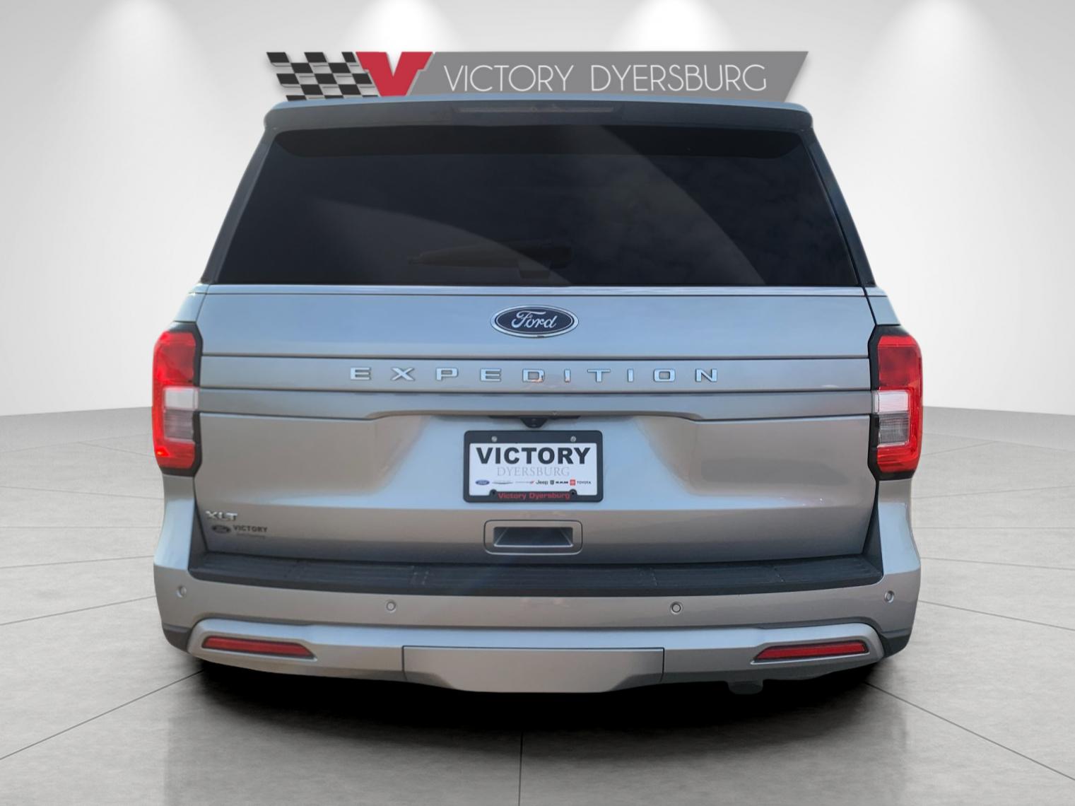 Used 2023 Silver Metallic Ford XLT image 5