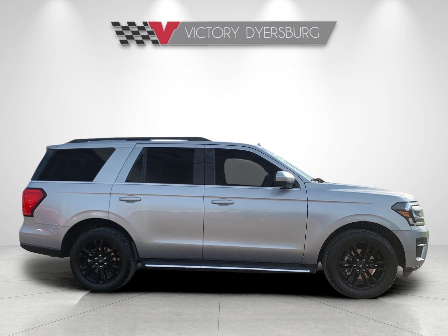 Used 2023 Silver Metallic Ford XLT image 3