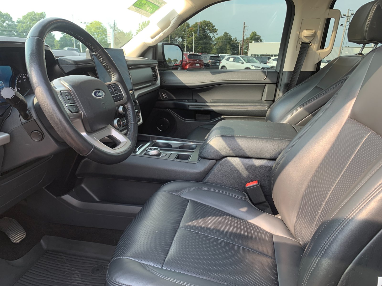 Used 2023 Silver Metallic Ford XLT image 12