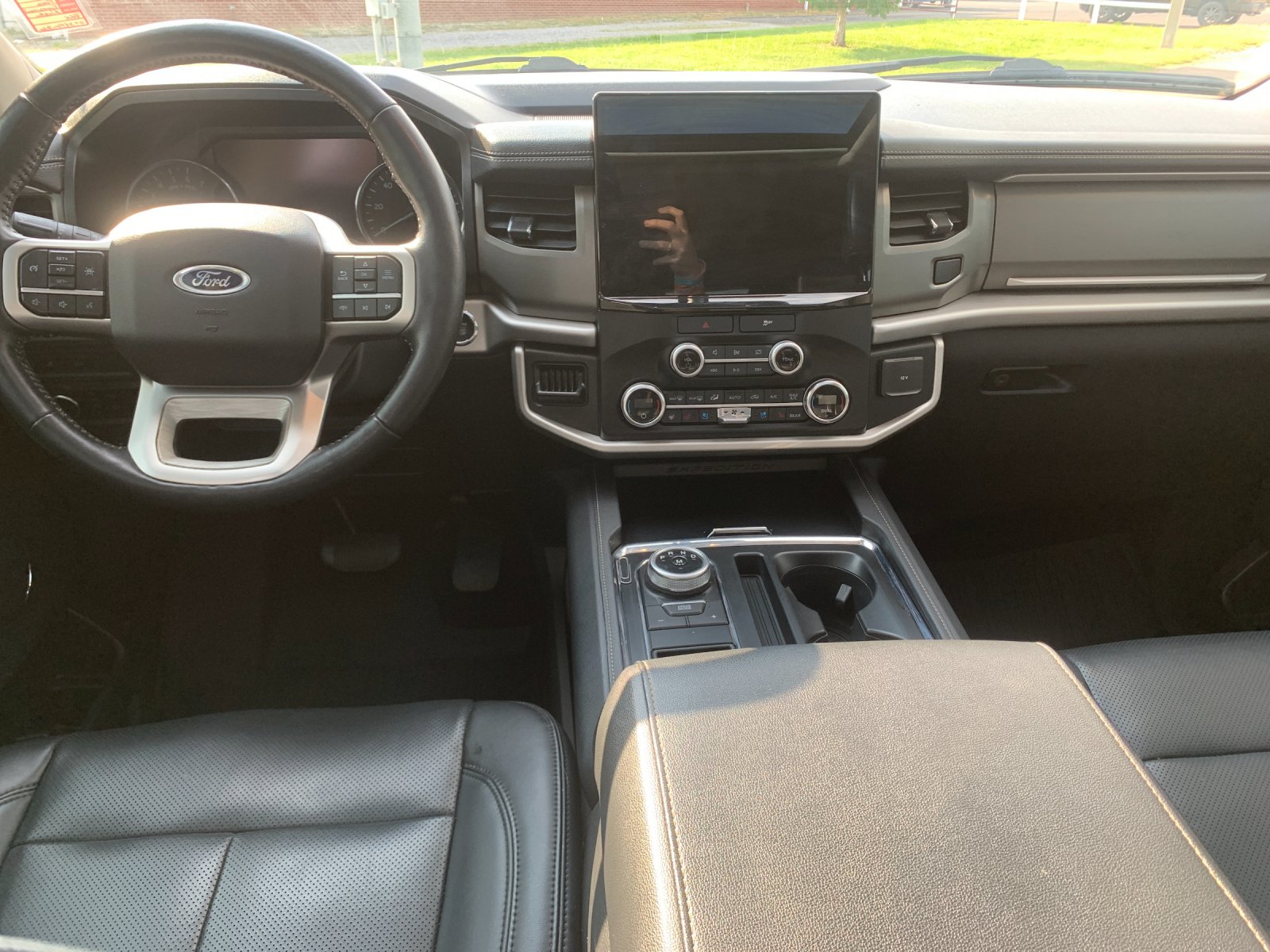 Used 2023 Silver Metallic Ford XLT image 17