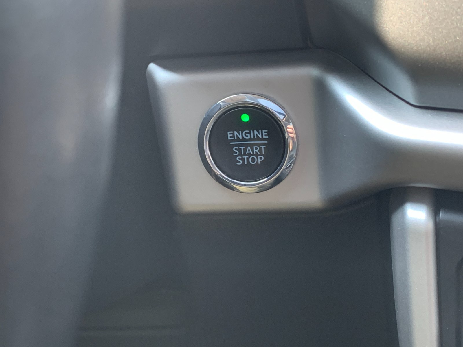 Used 2023 Silver Metallic Ford XLT image 28