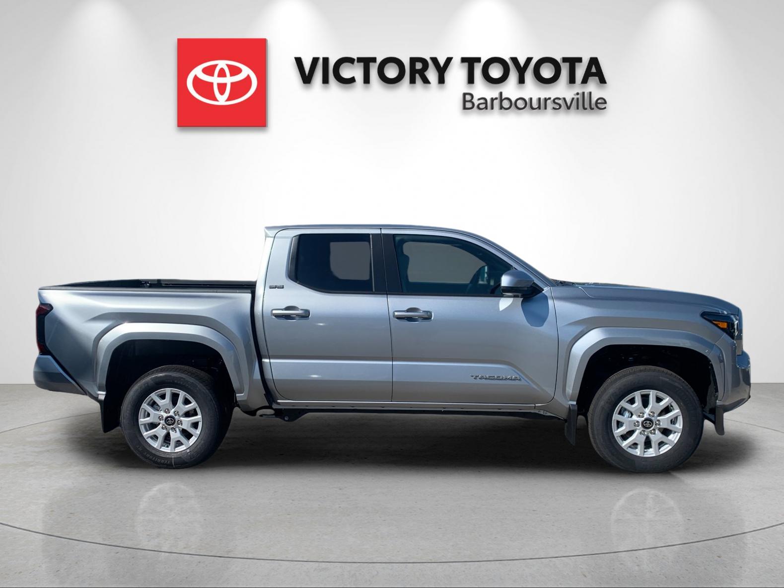 New 2026 Silver Toyota SR5 image 6